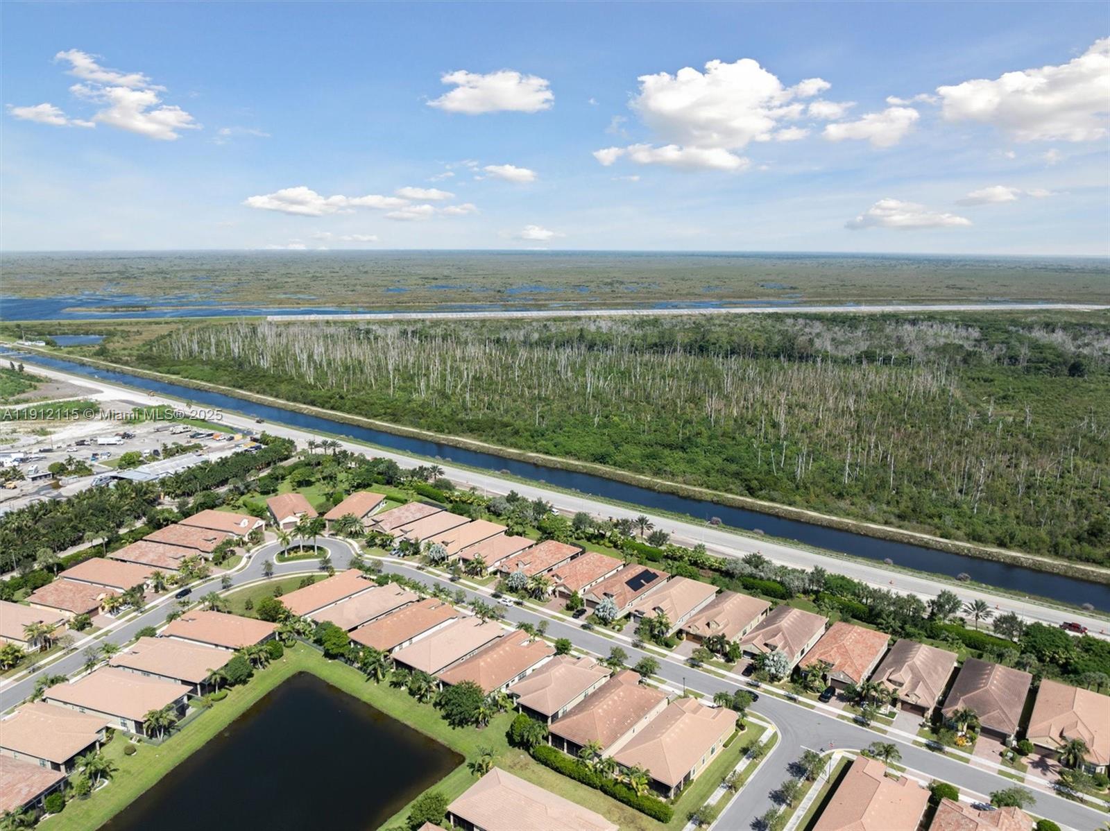 PARKLAND ROYALE - Residential