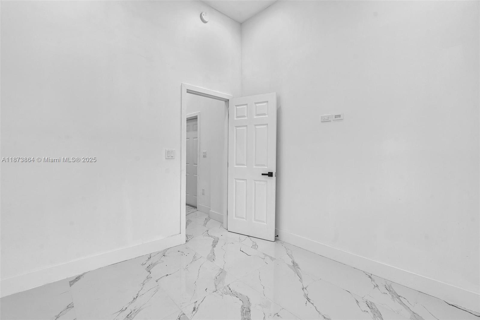 5850 NE 3rd Ave 1