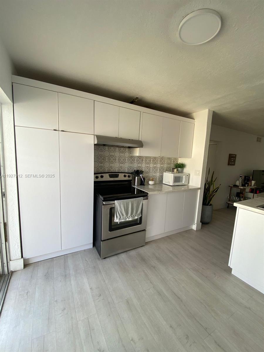 LA PIAZZA NAVONA CONDO - Residential Lease