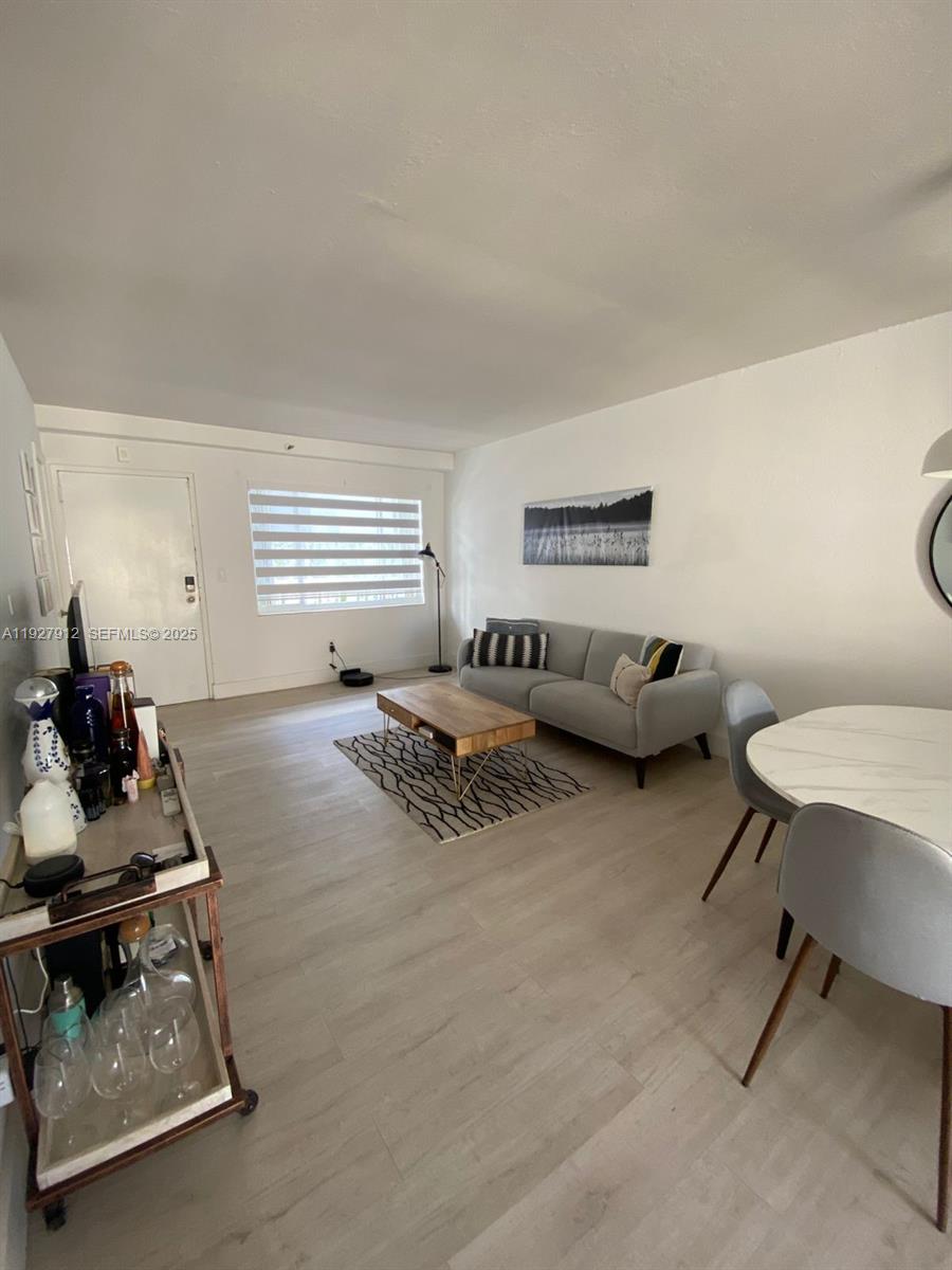 LA PIAZZA NAVONA CONDO - Residential Lease