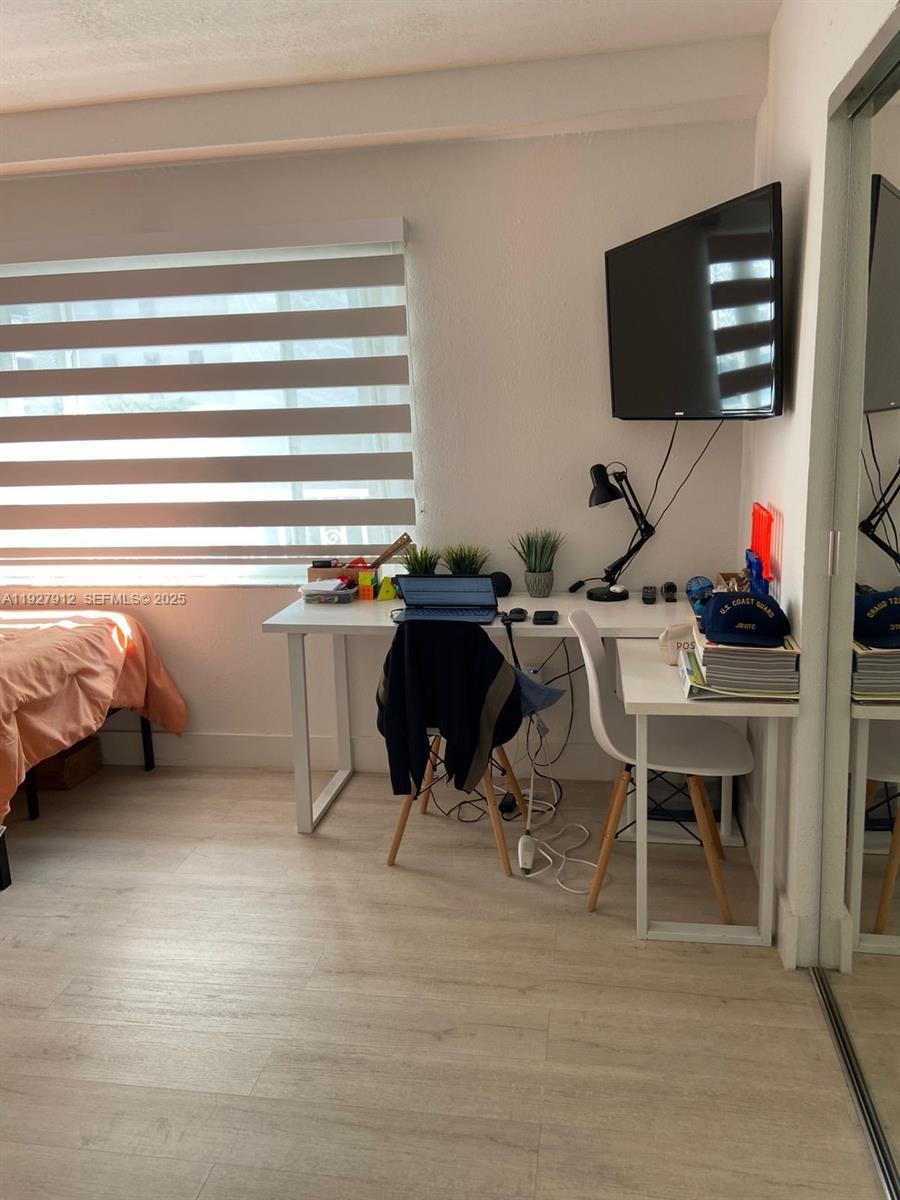 LA PIAZZA NAVONA CONDO - Residential Lease