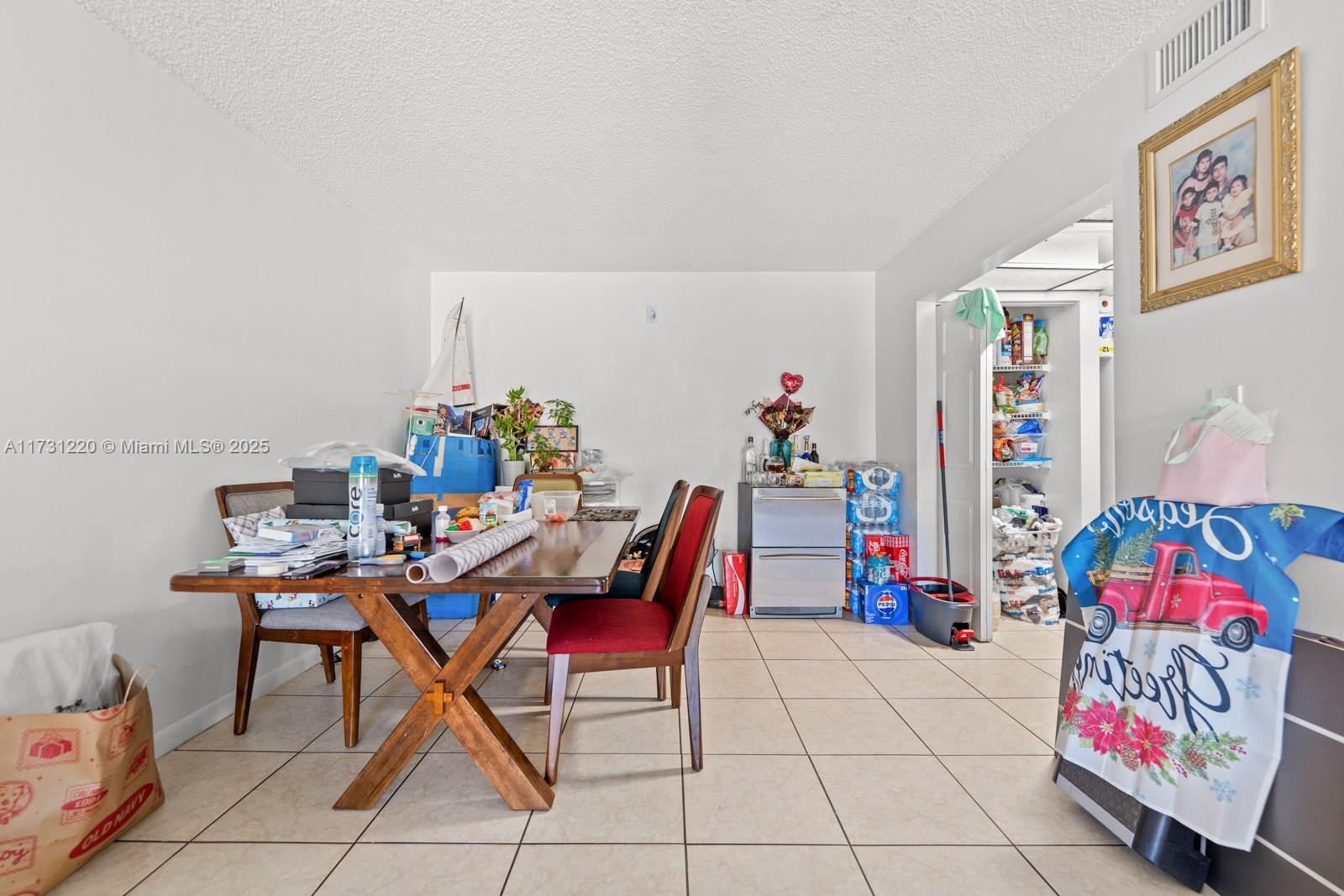 LAKEVIEW ESTATES CONDO - Residential