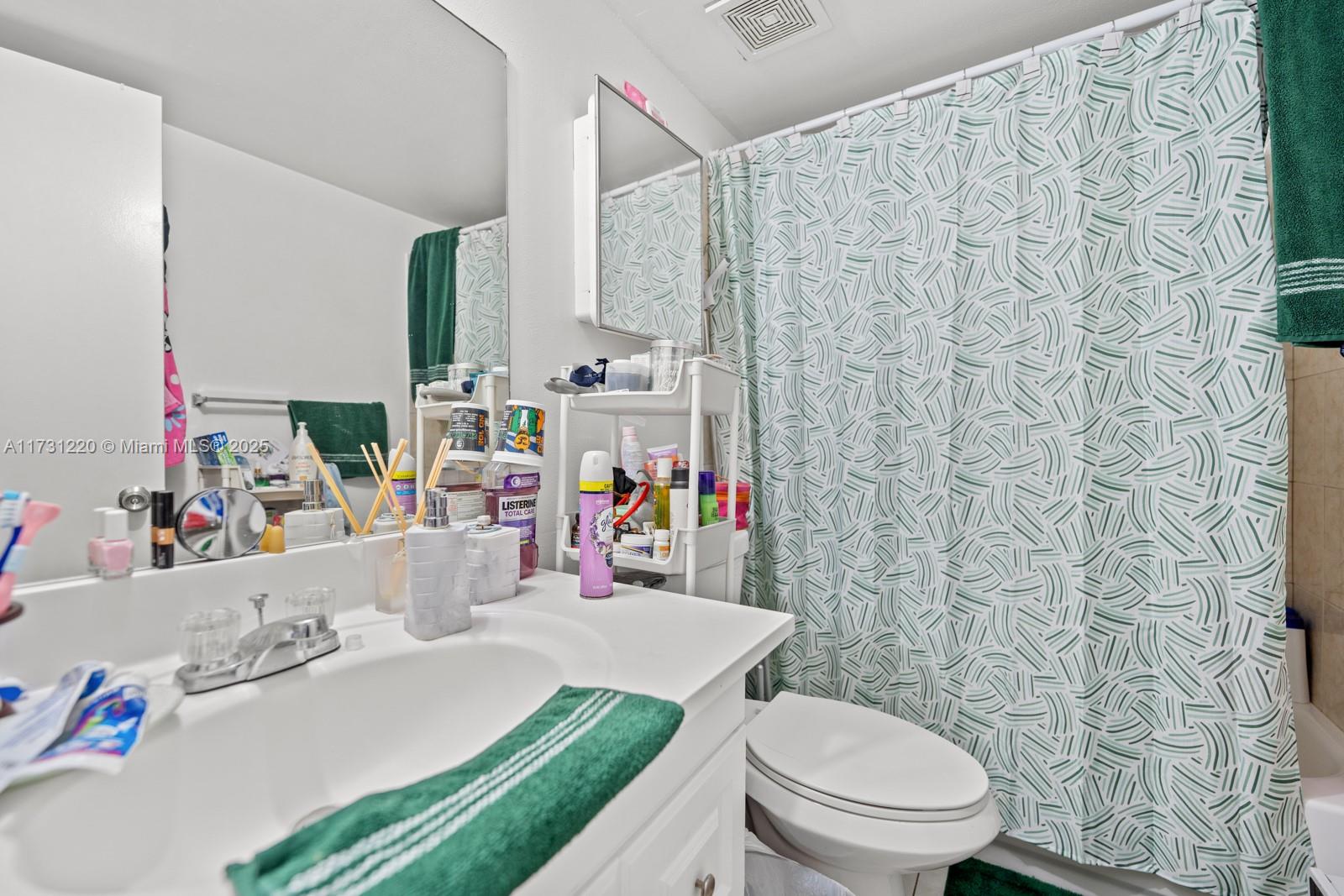 LAKEVIEW ESTATES CONDO - Residential