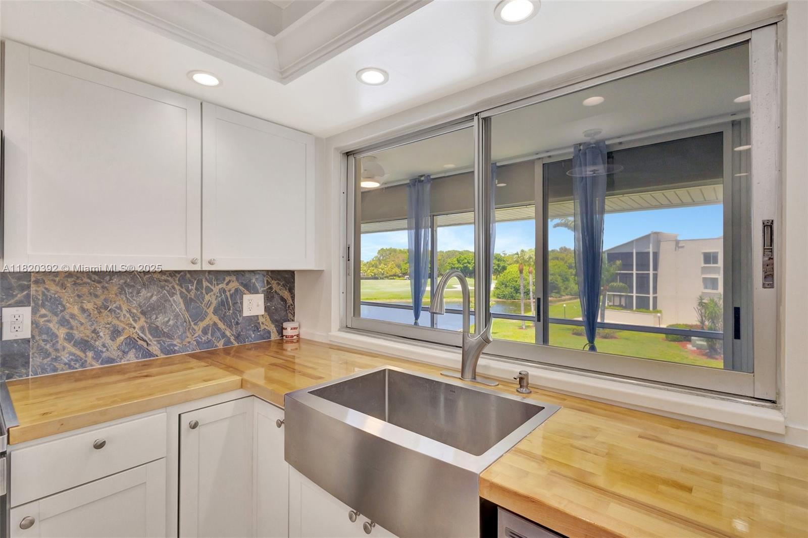 TAMBERLANE 6 CONDO - Residential Lease