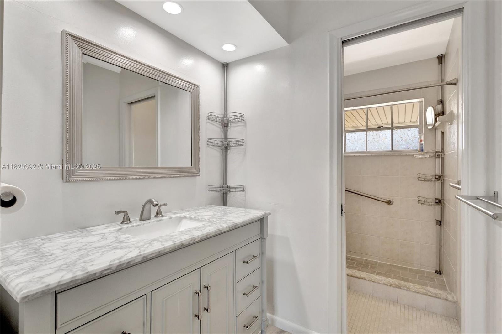 TAMBERLANE 6 CONDO - Residential Lease