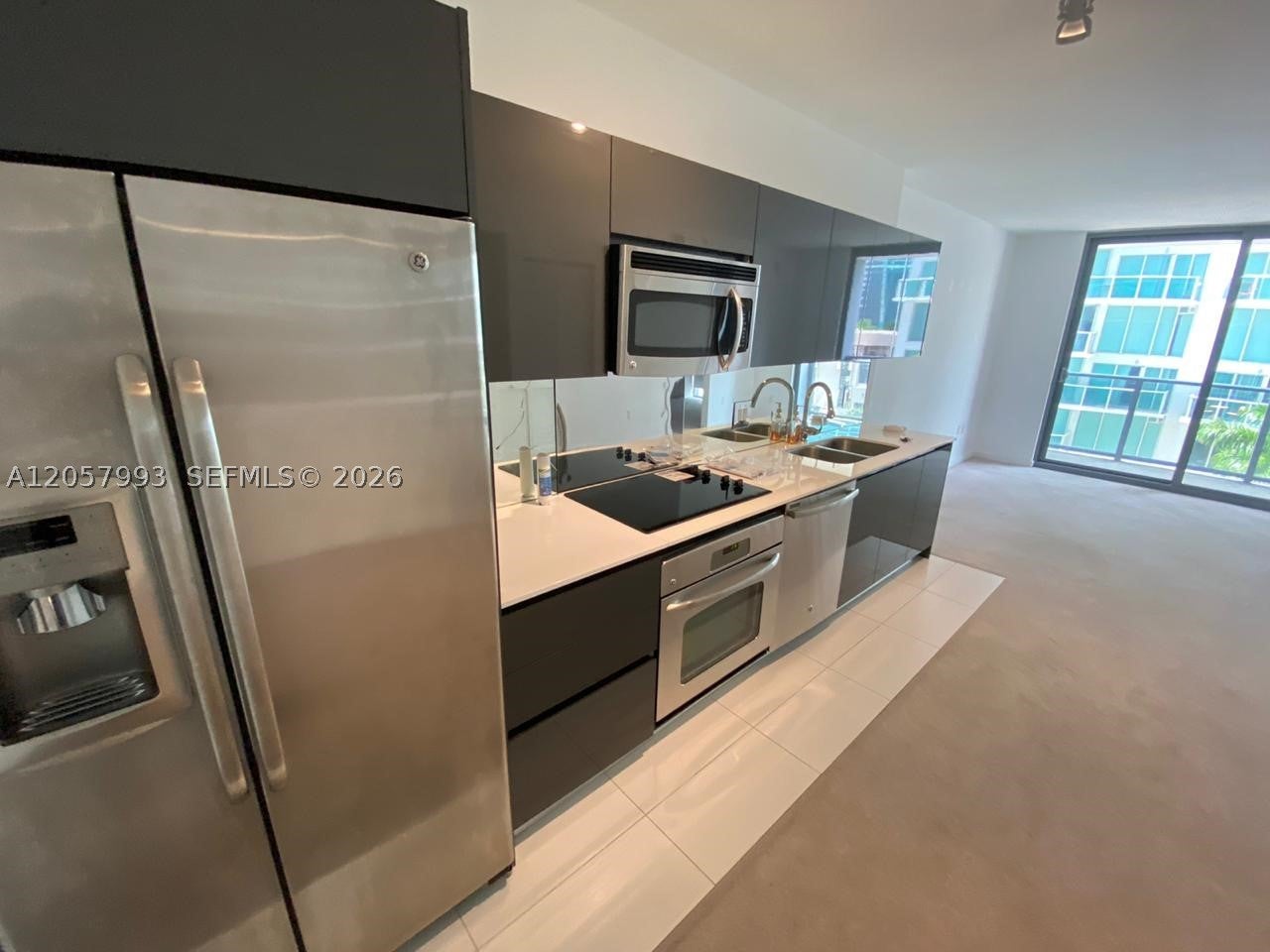 31 SE 6 street 706