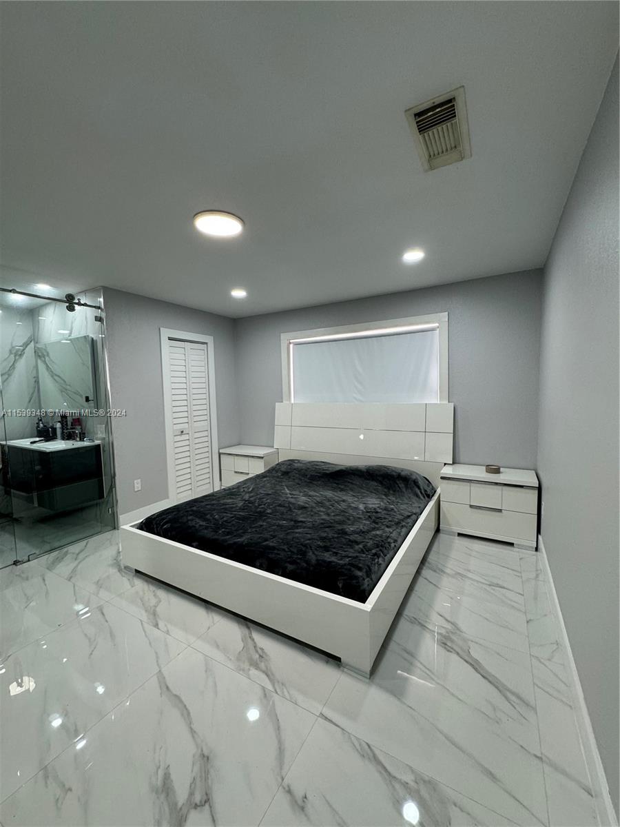 FOREST VIEW SUB - Residential Lease