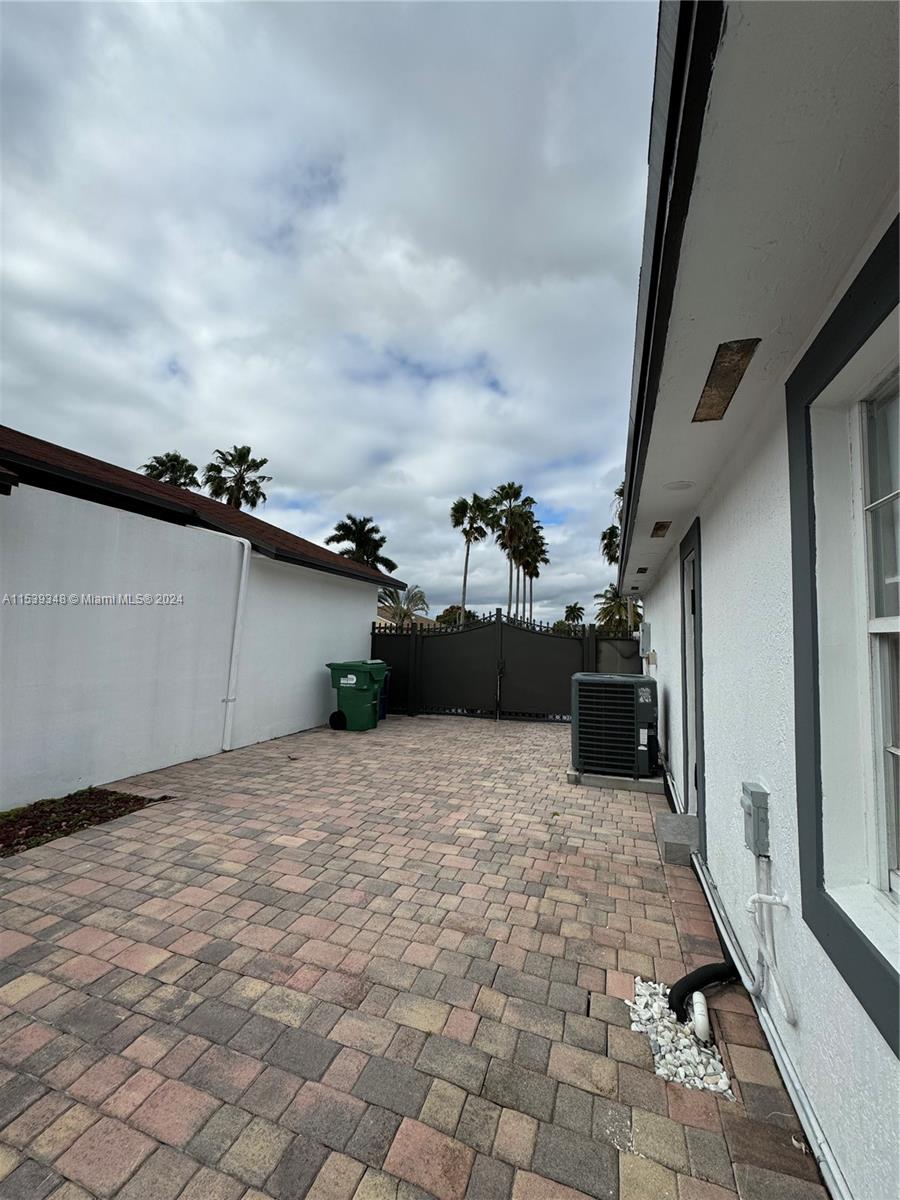 FOREST VIEW SUB - Residential Lease