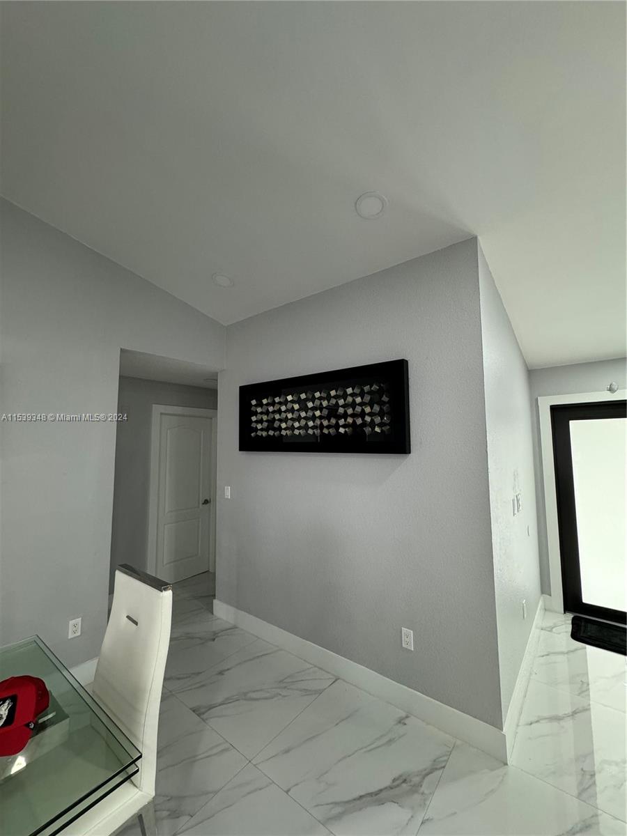 FOREST VIEW SUB - Residential Lease