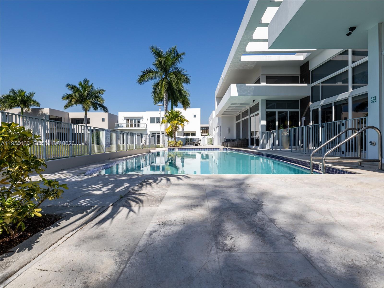 DORAL COMMONS RESIDENTIAL - Residential