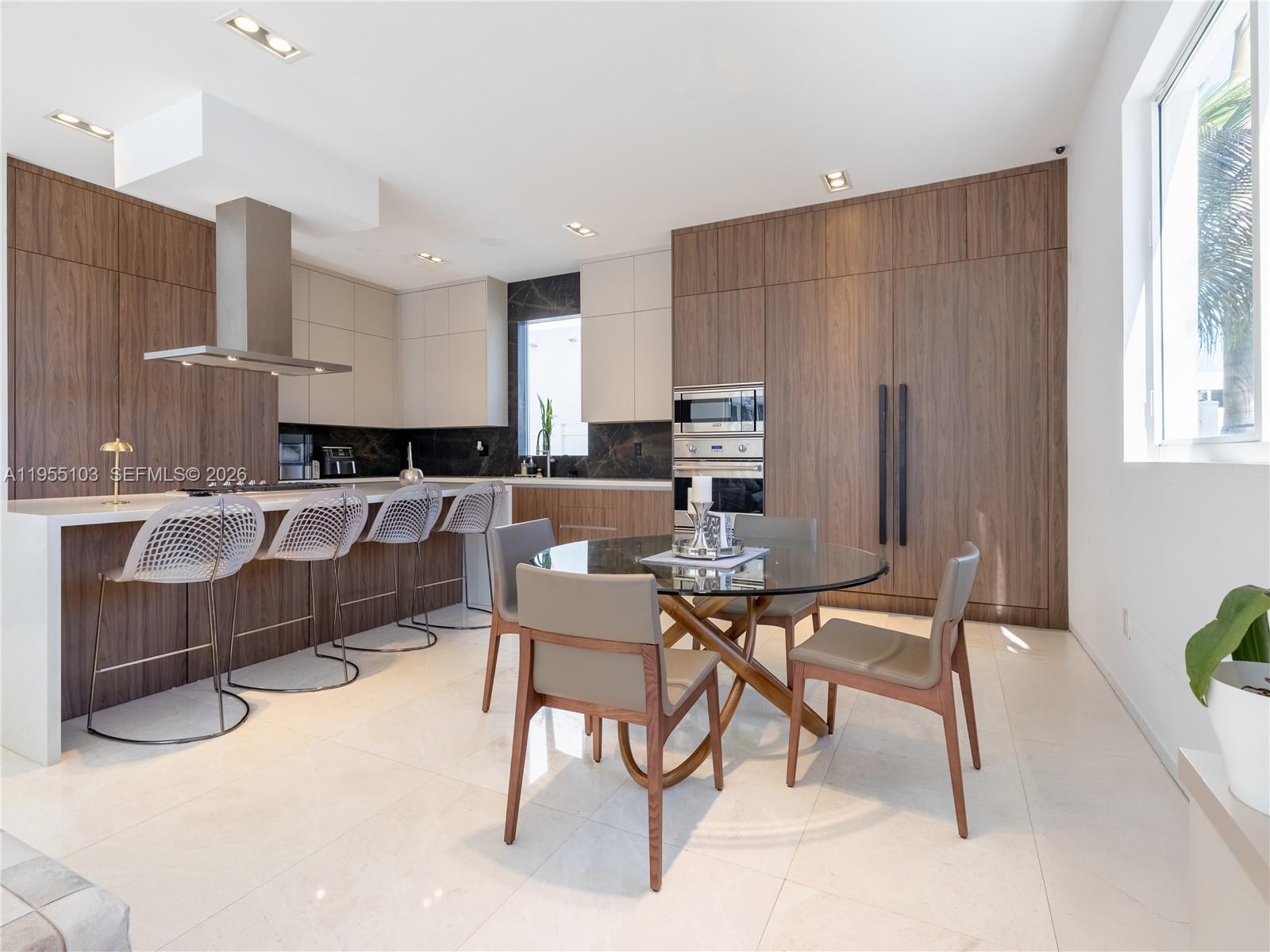 DORAL COMMONS RESIDENTIAL - Residential