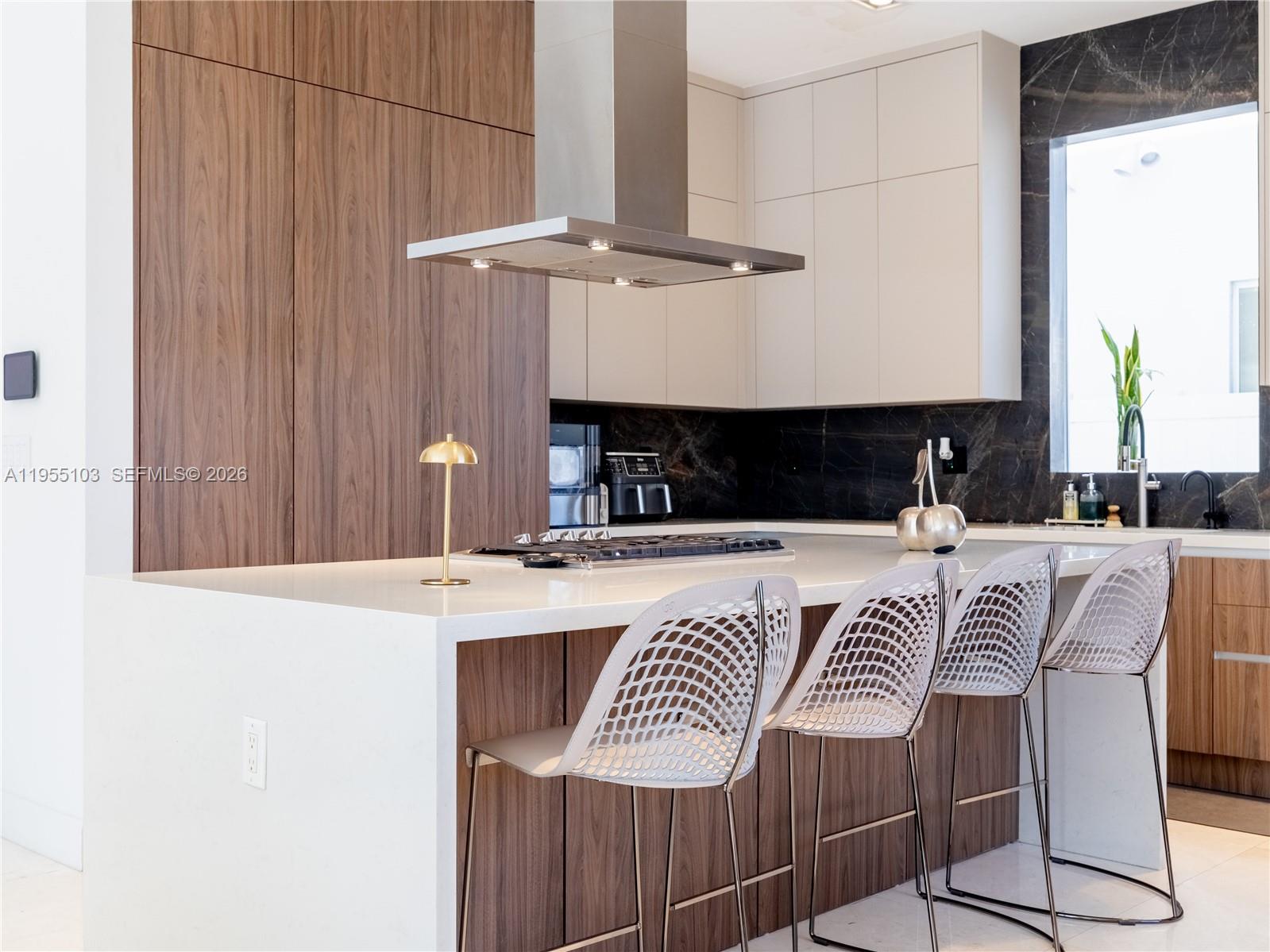 DORAL COMMONS RESIDENTIAL - Residential