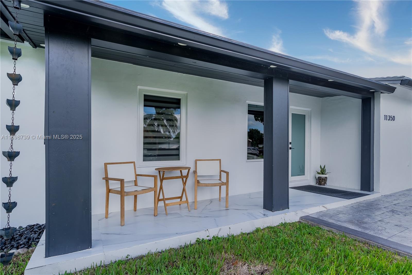 WESTWOOD LAKE 9TH ADDN - Residential