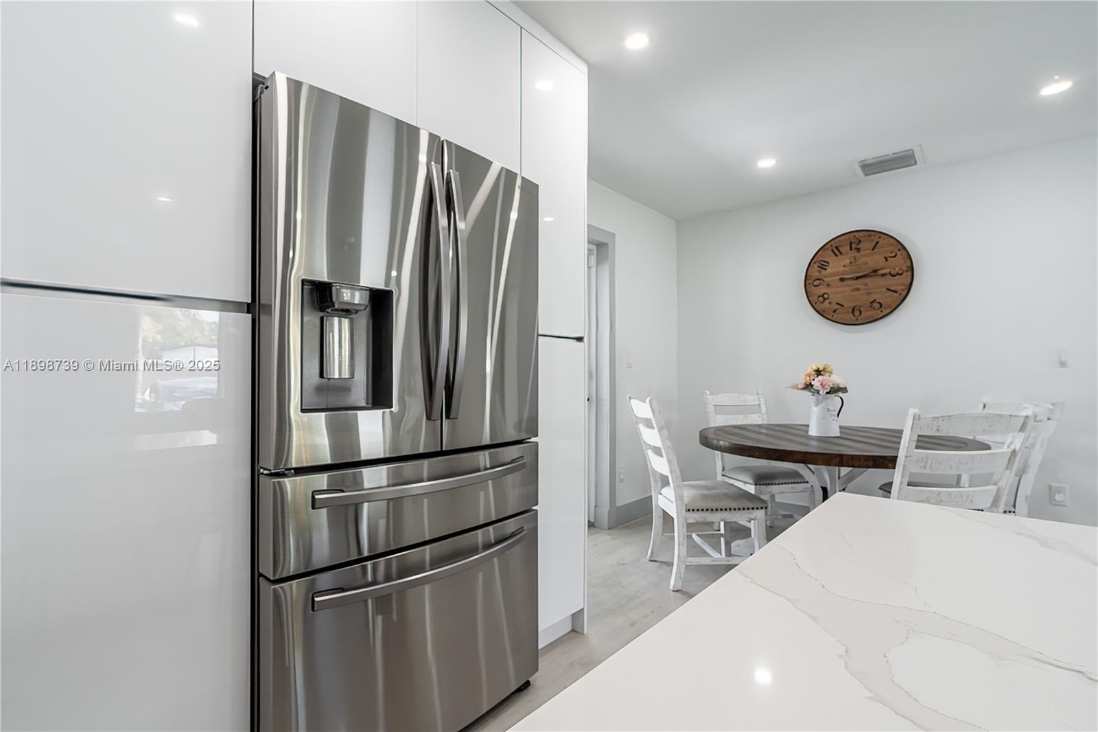 WESTWOOD LAKE 9TH ADDN - Residential