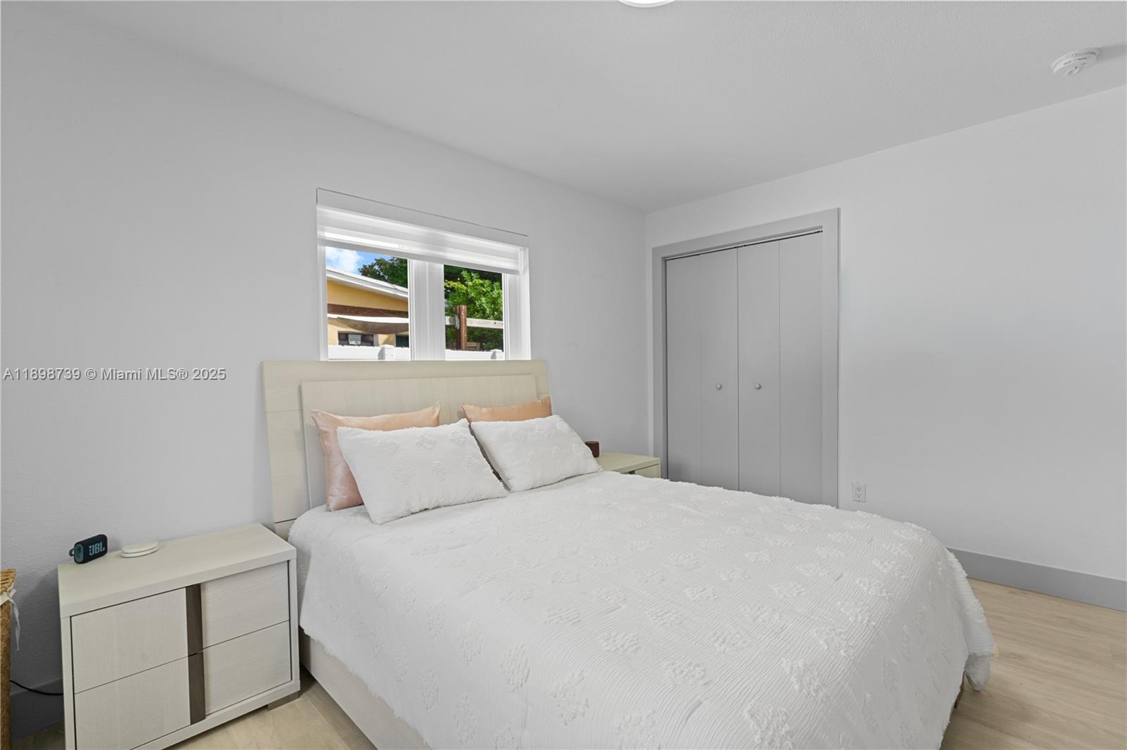 WESTWOOD LAKE 9TH ADDN - Residential