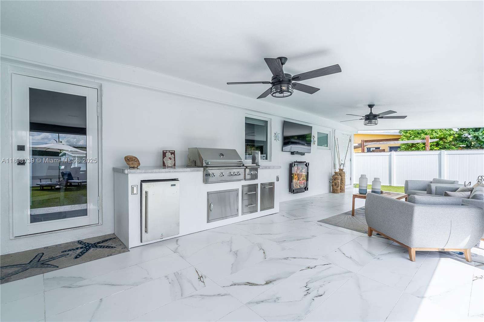 WESTWOOD LAKE 9TH ADDN - Residential