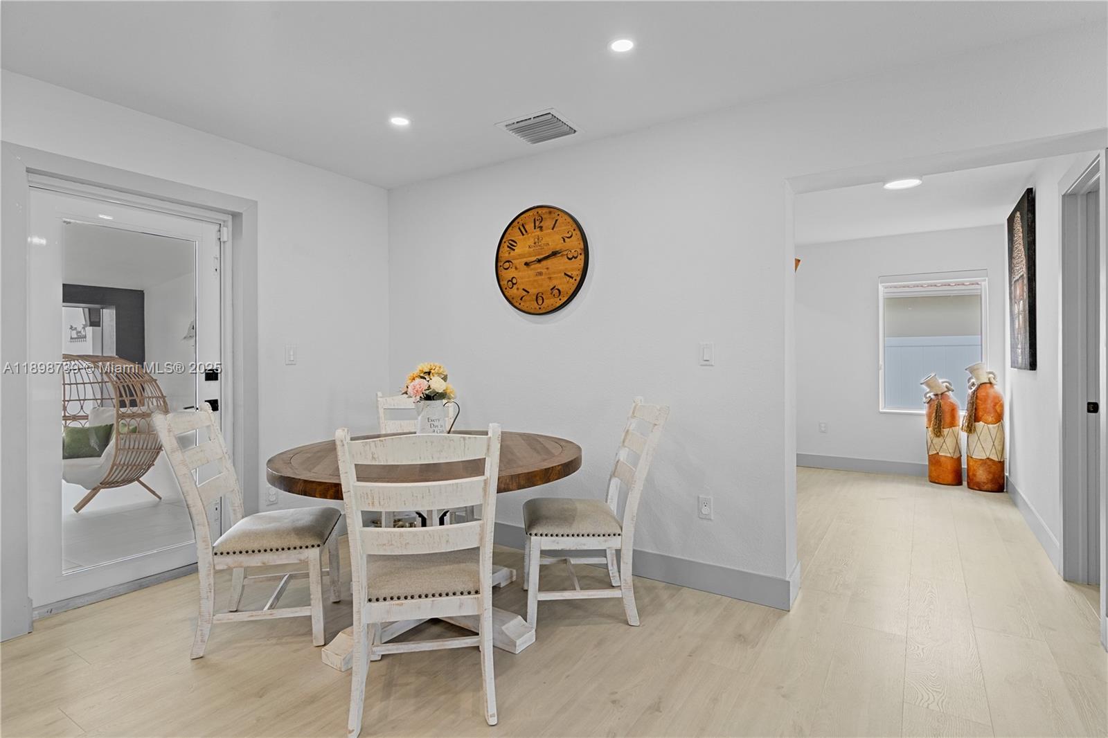 WESTWOOD LAKE 9TH ADDN - Residential