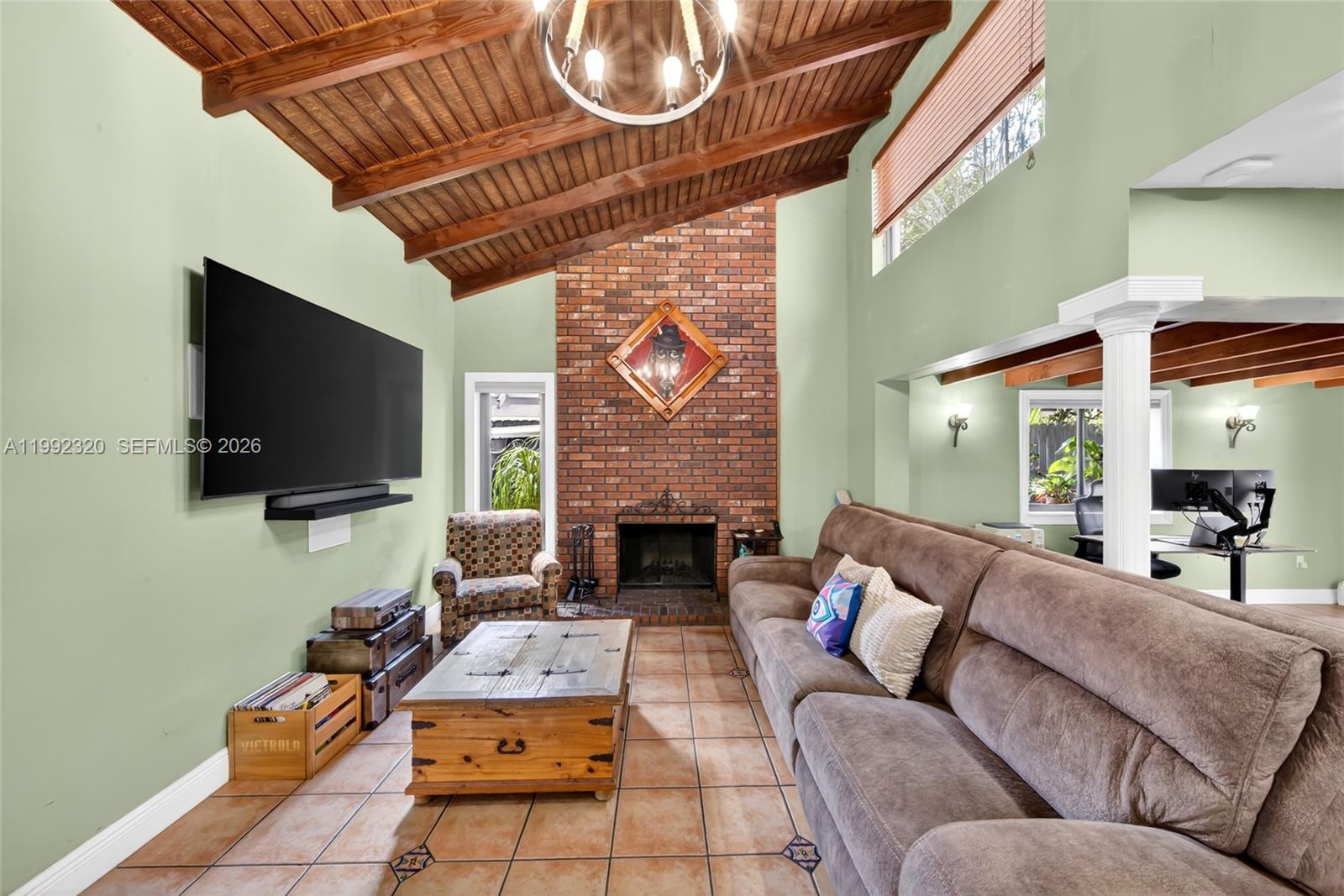 CROSSINGS SEC 6 THE - Residential