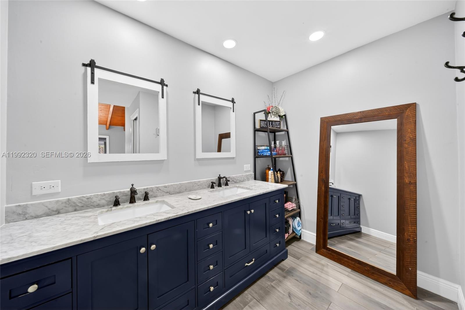 CROSSINGS SEC 6 THE - Residential