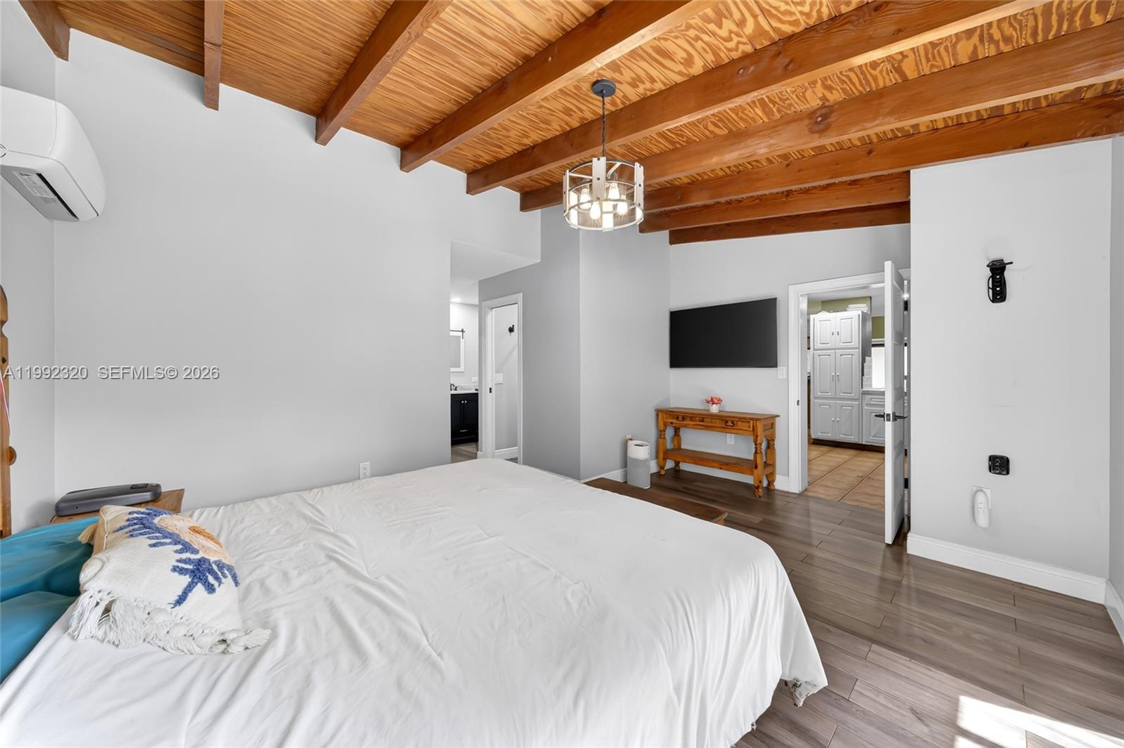 CROSSINGS SEC 6 THE - Residential