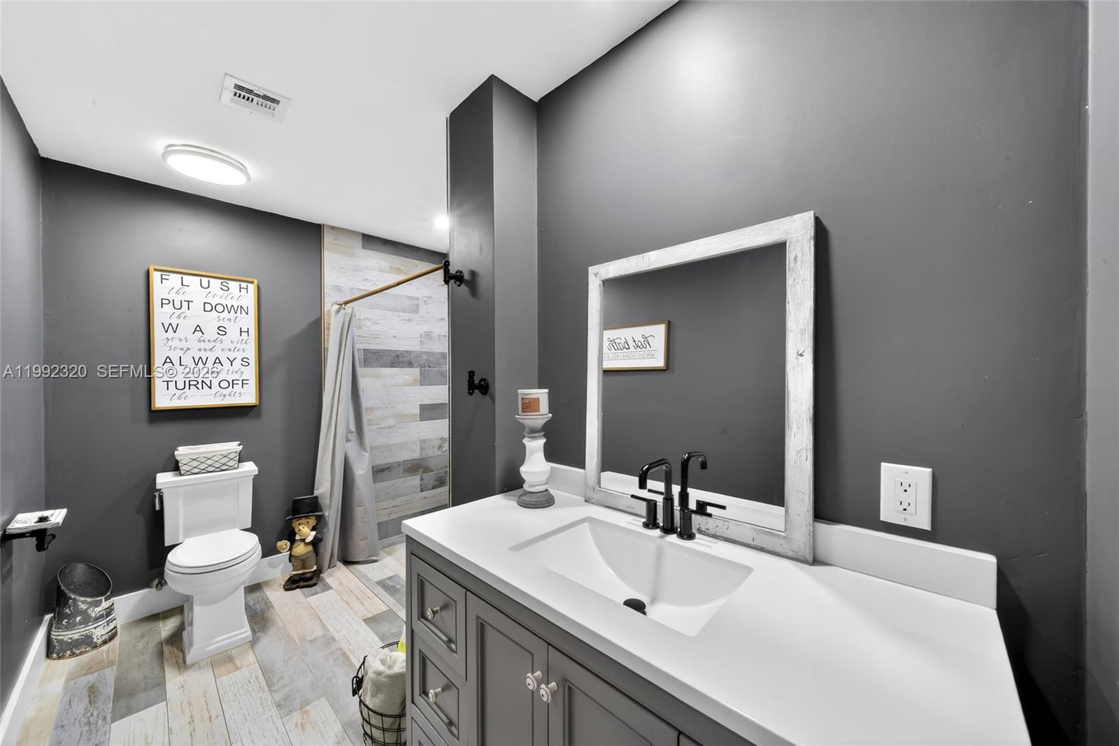 CROSSINGS SEC 6 THE - Residential