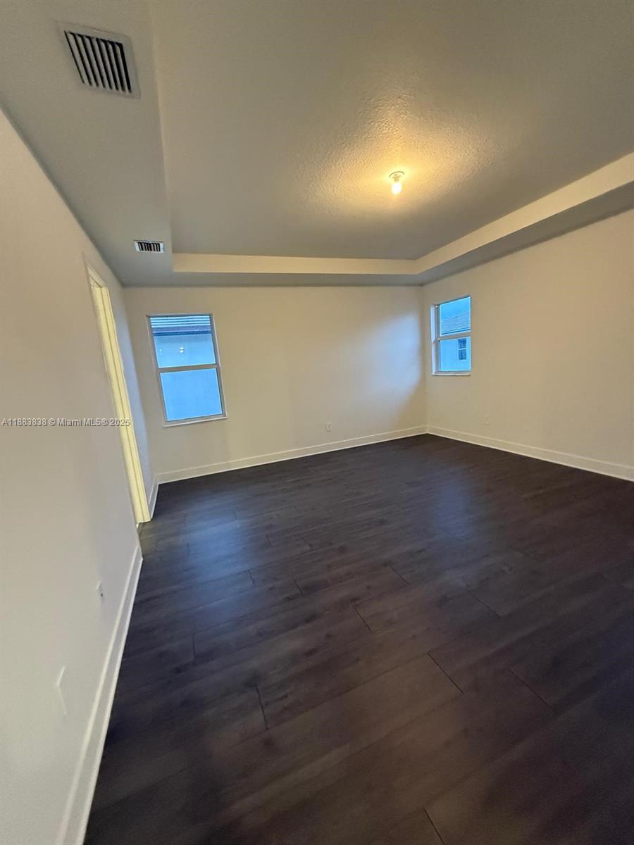 RESERVE AT DAVIE - Residential Lease