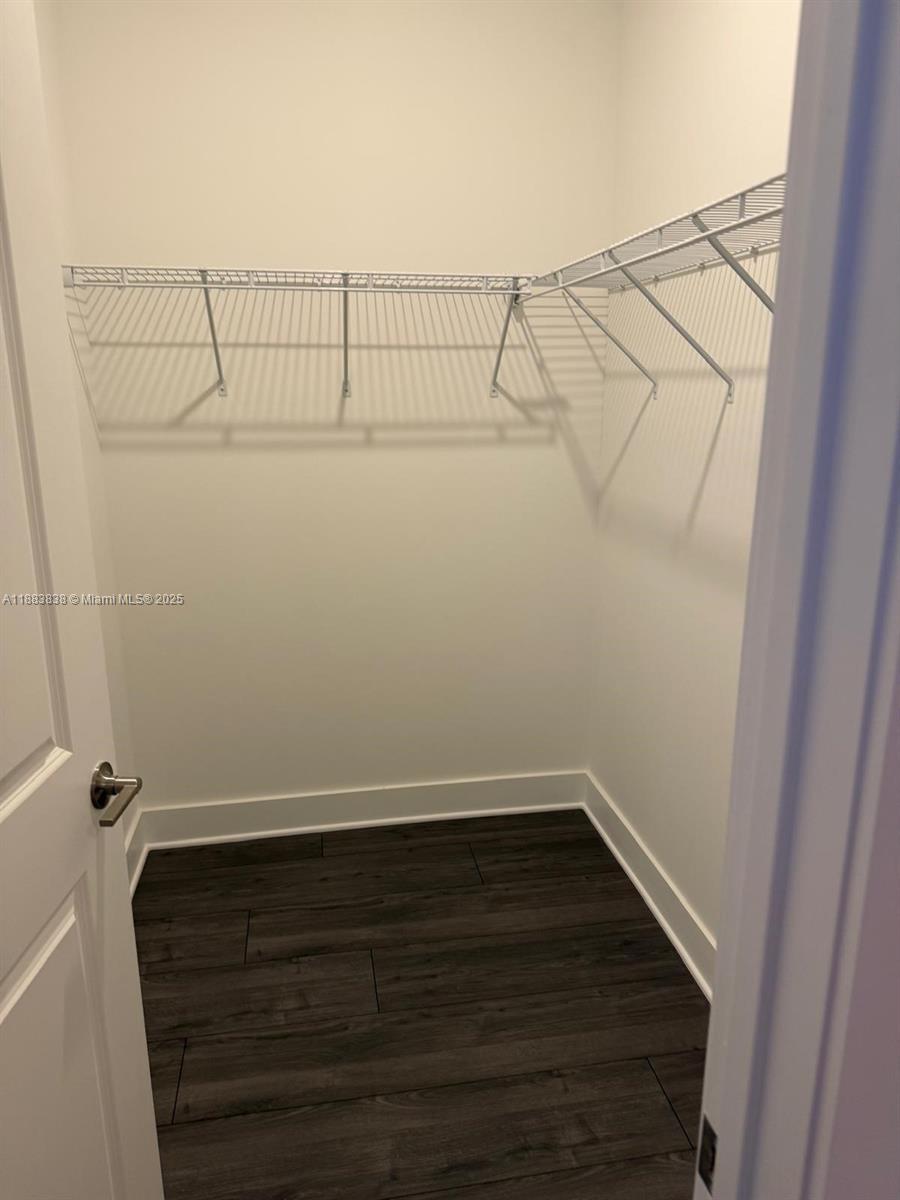 RESERVE AT DAVIE - Residential Lease