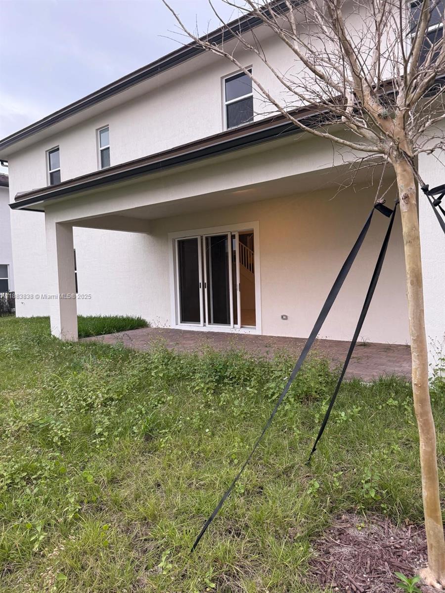 RESERVE AT DAVIE - Residential Lease