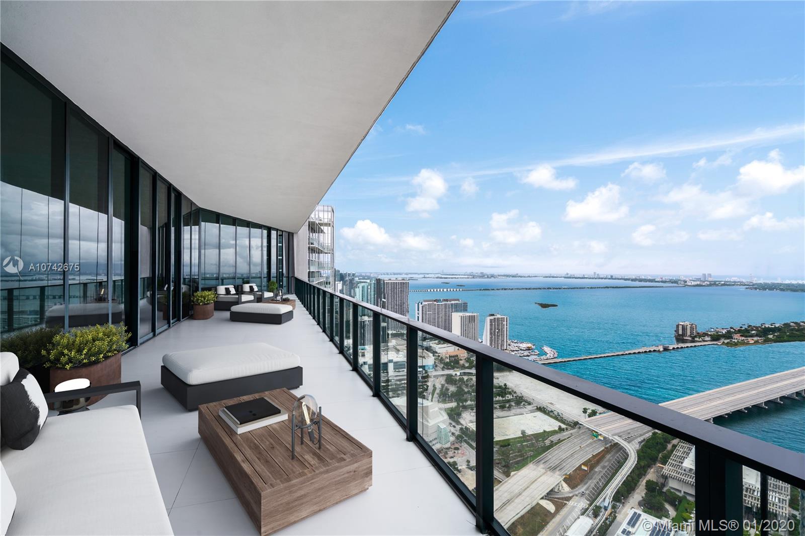 One Thousand Museum Condo - Residential