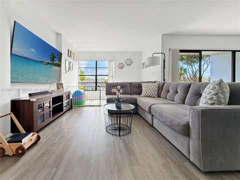 6300 SW 138th Ct 205 Miami FL 33183