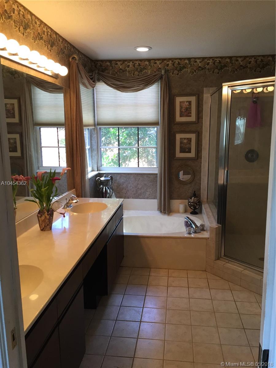 HIBISCUS ISLAND - Residential