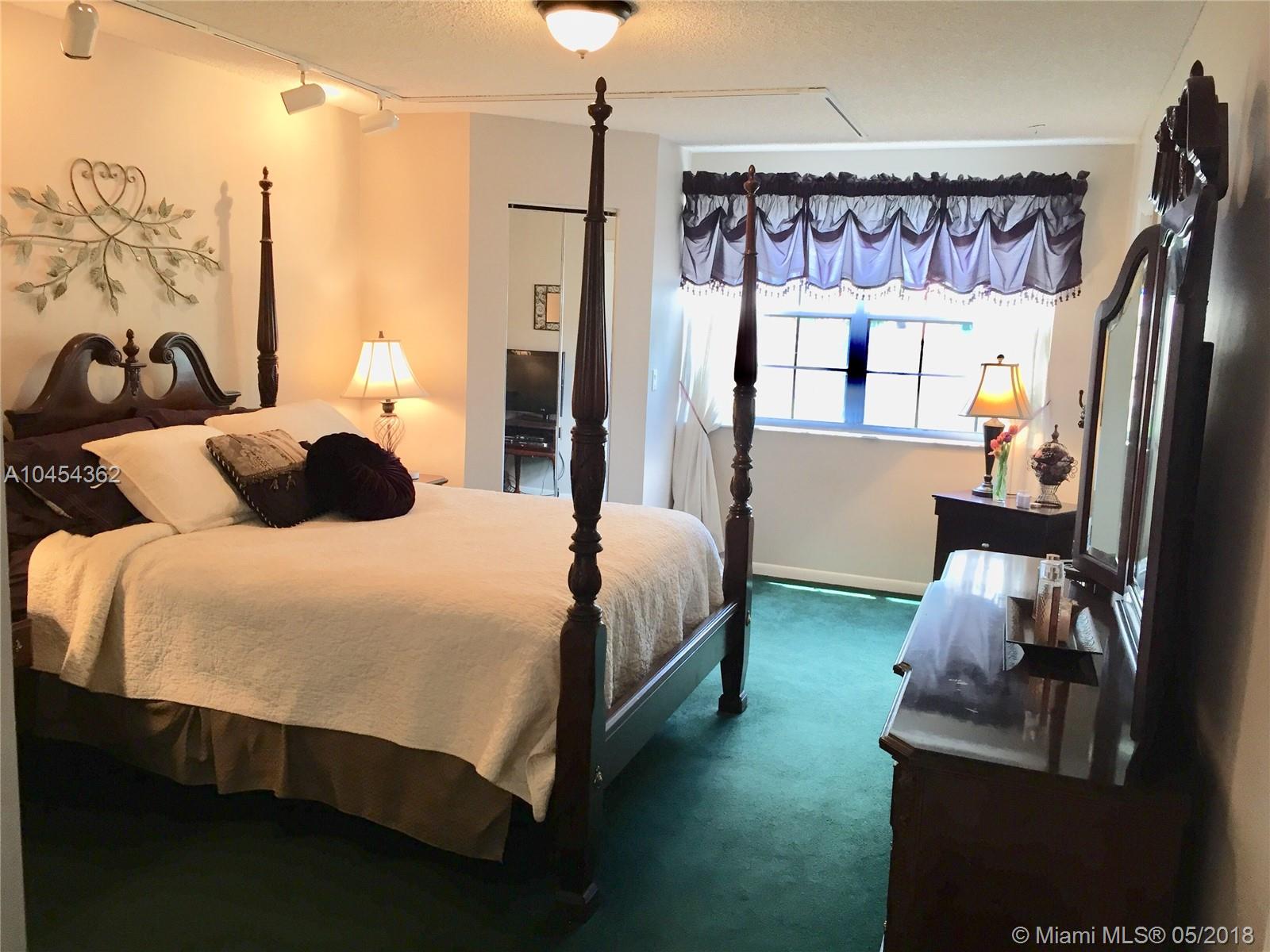 HIBISCUS ISLAND - Residential