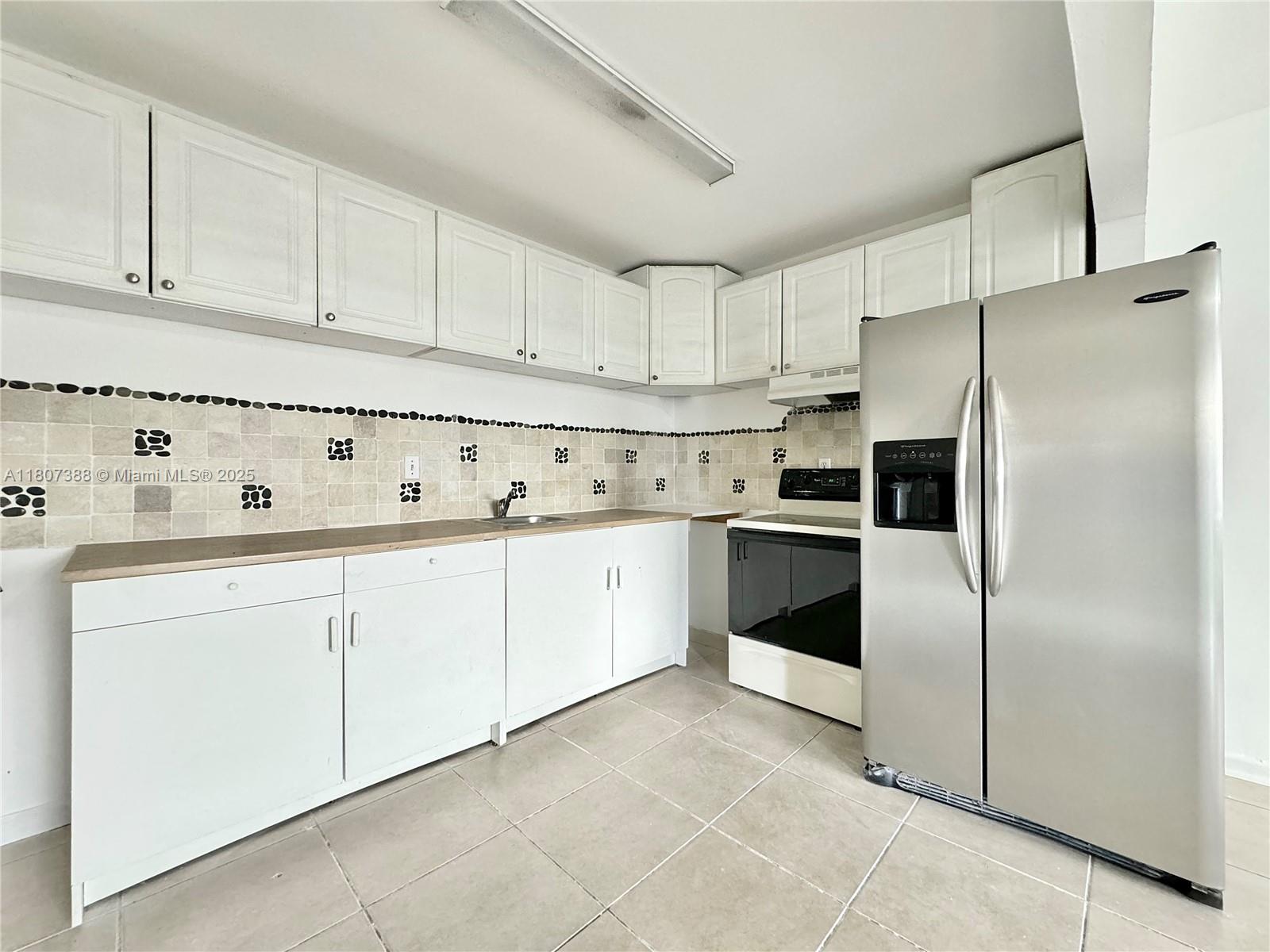 Rental Property at 1200 Nw 37th Ave 2, Miami, Broward County, Florida - Bedrooms: 2 
Bathrooms: 1  - $2,495 MO.
