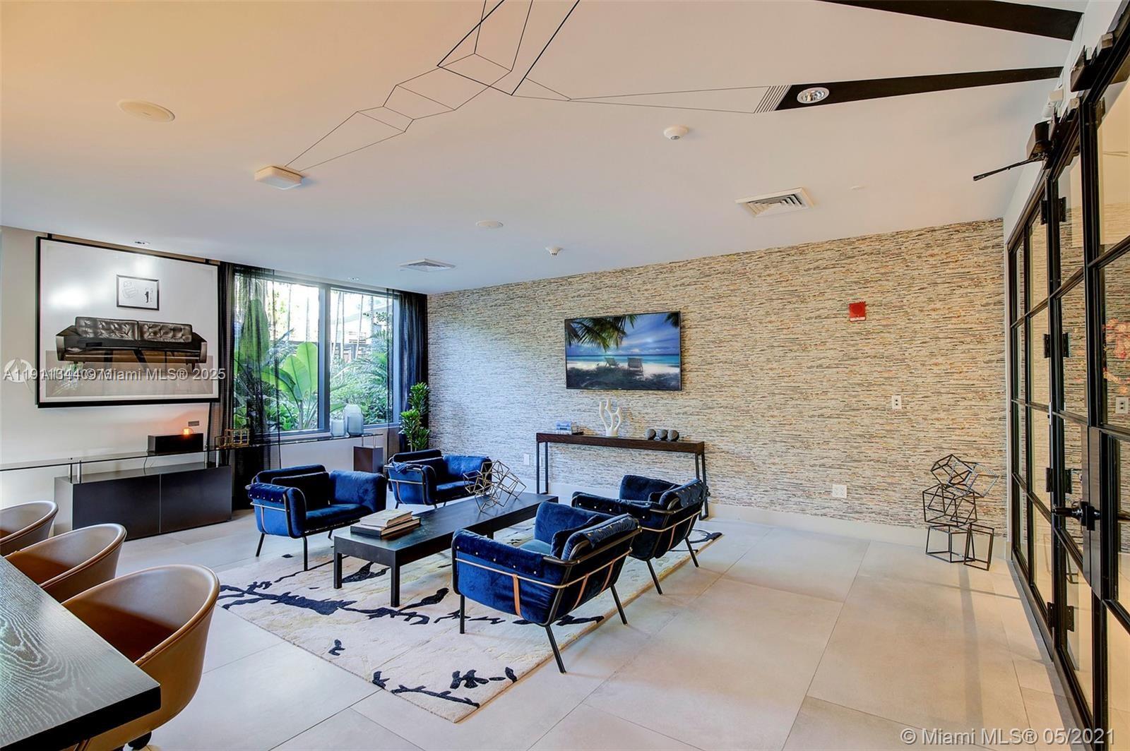 Hyde Midtown - Residential