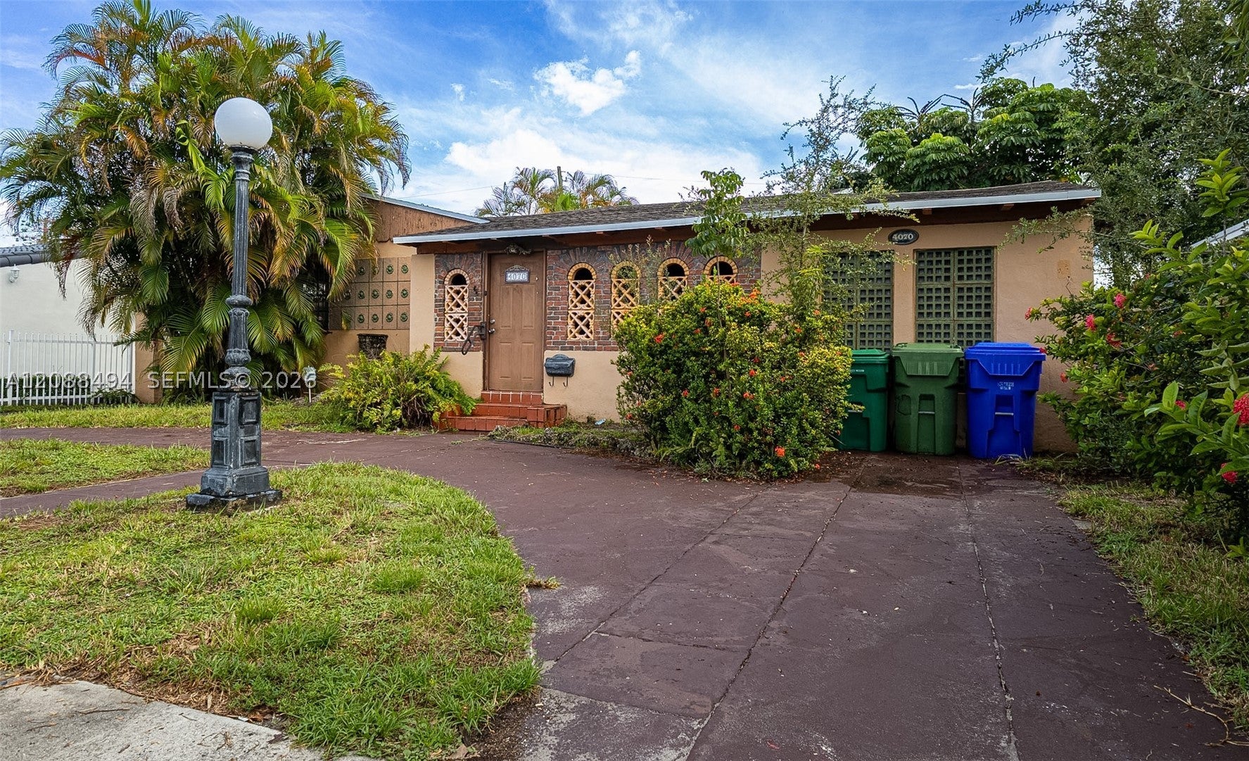 4070 NW 6th St