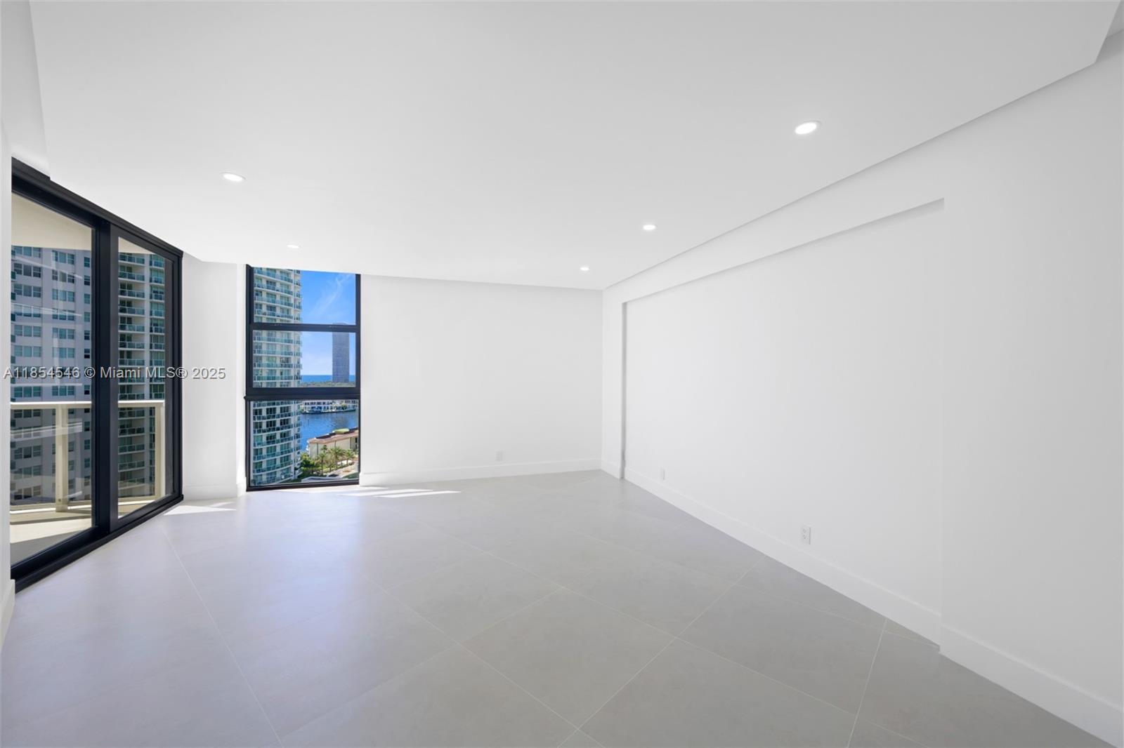 HAMPTONS WEST CONDO - Residential Lease
