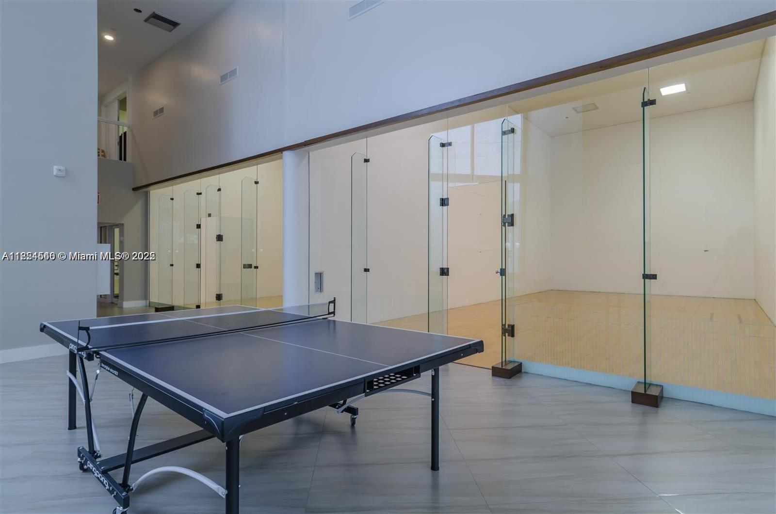 HAMPTONS WEST CONDO - Residential Lease