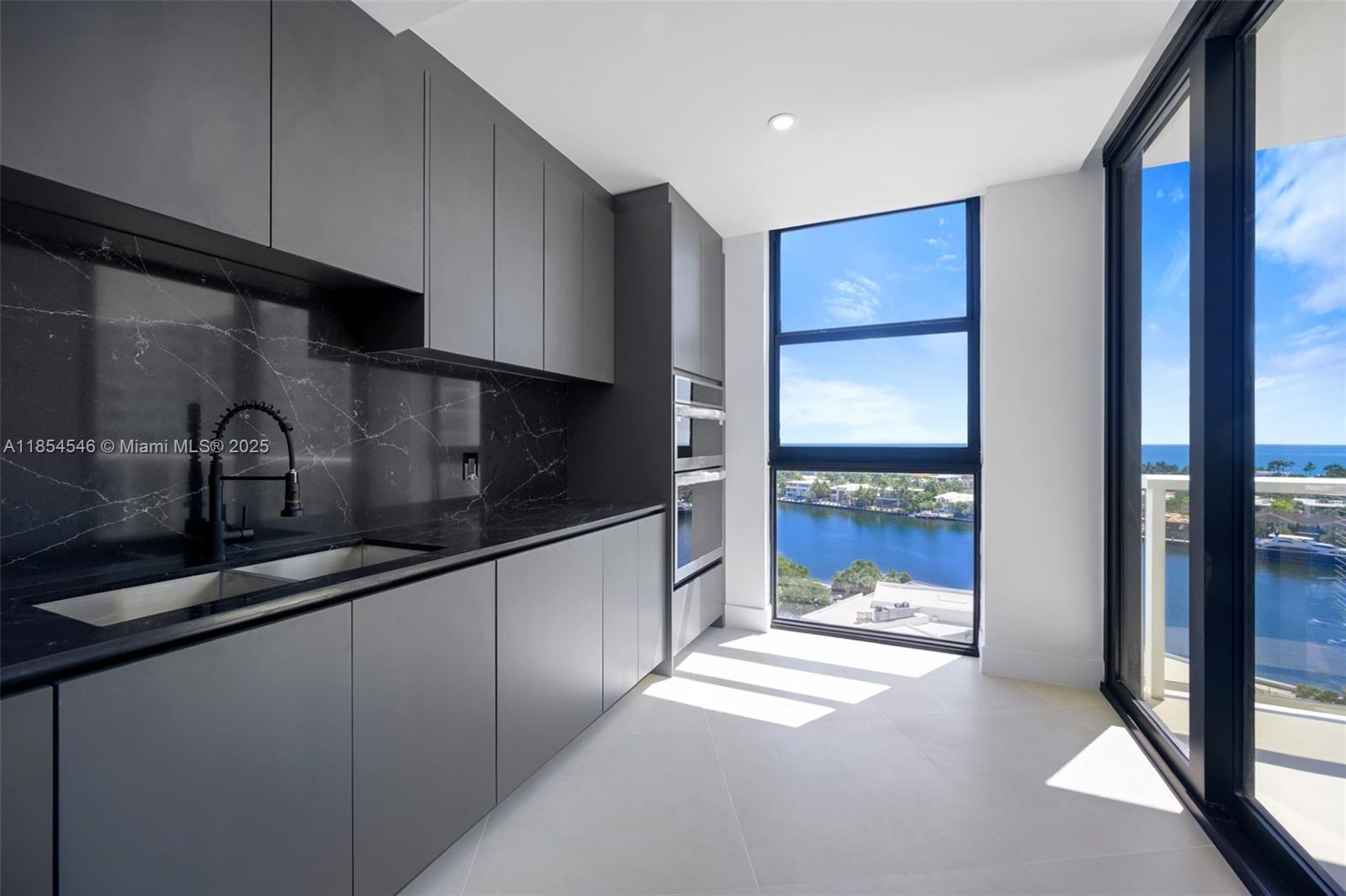 HAMPTONS WEST CONDO - Residential Lease
