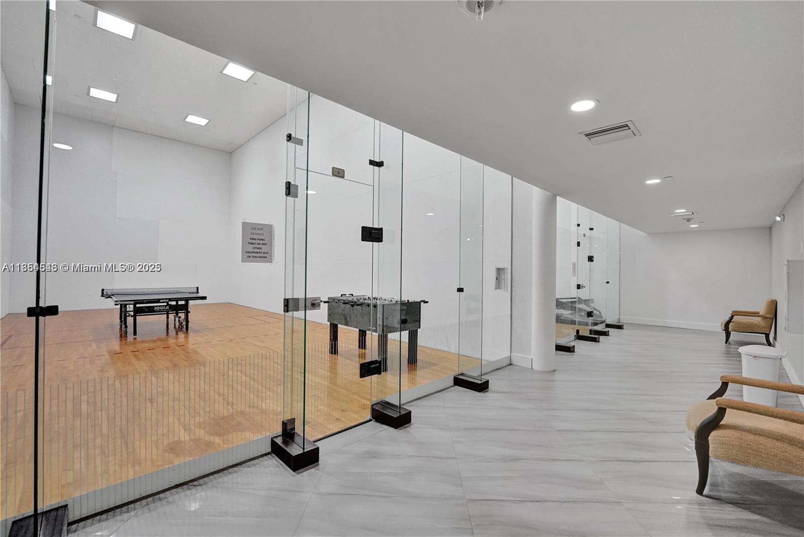 HAMPTONS WEST CONDO - Residential Lease
