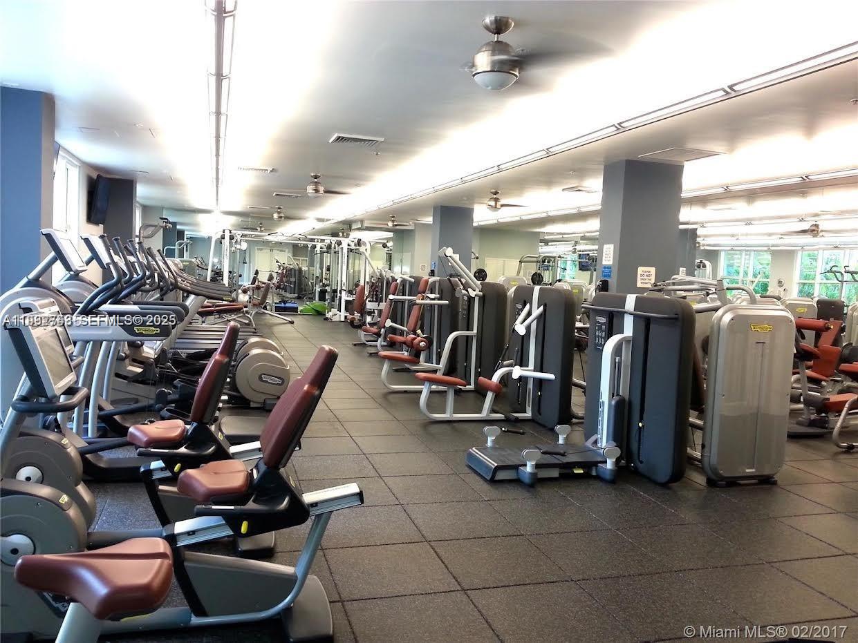 2001 Biscayne Blvd 3511