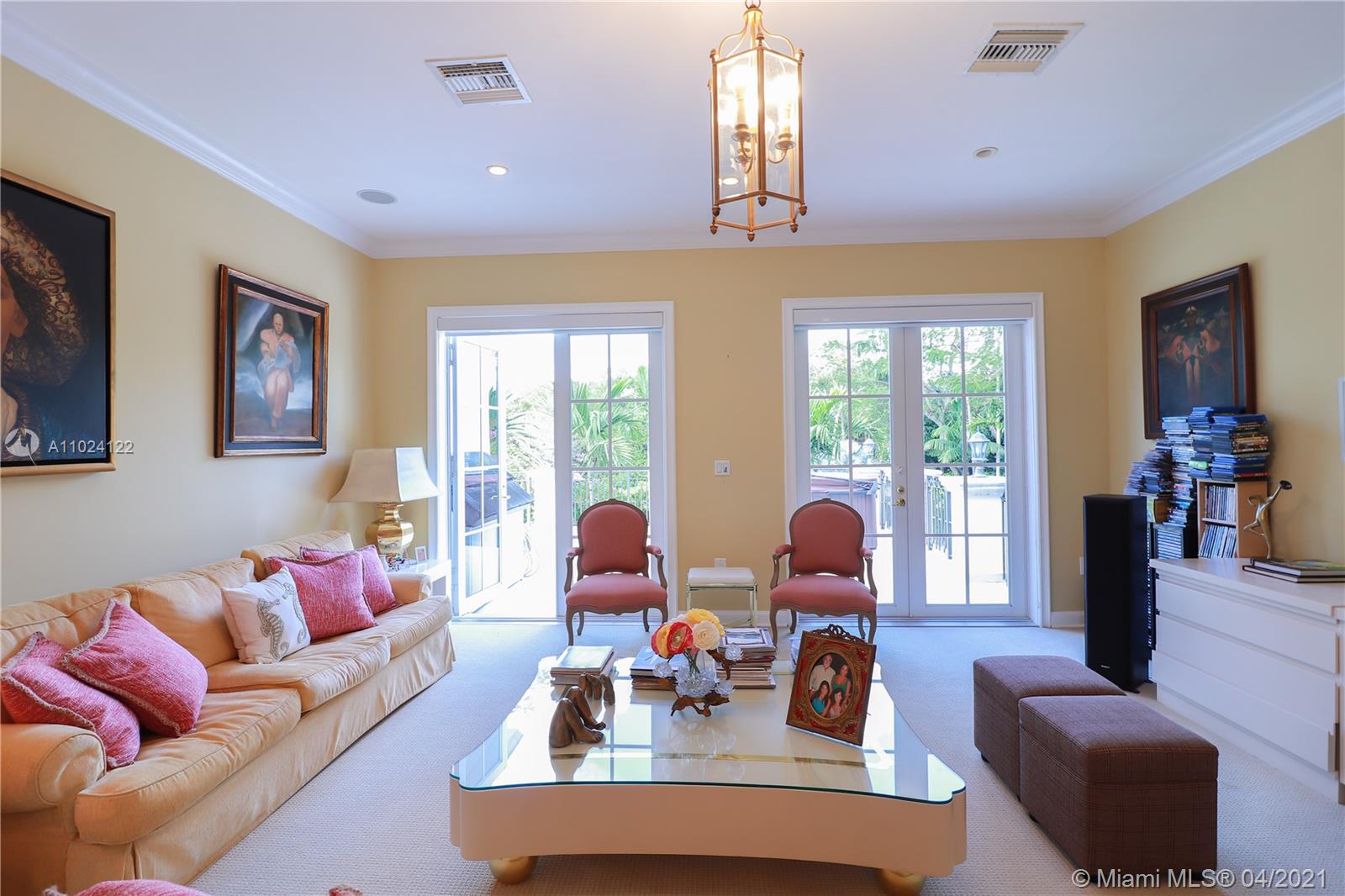 MARTIN SUBURBAN ACRES - Residential