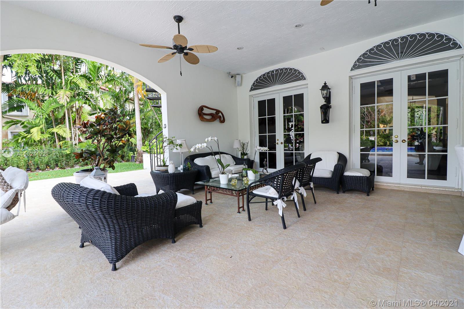 MARTIN SUBURBAN ACRES - Residential