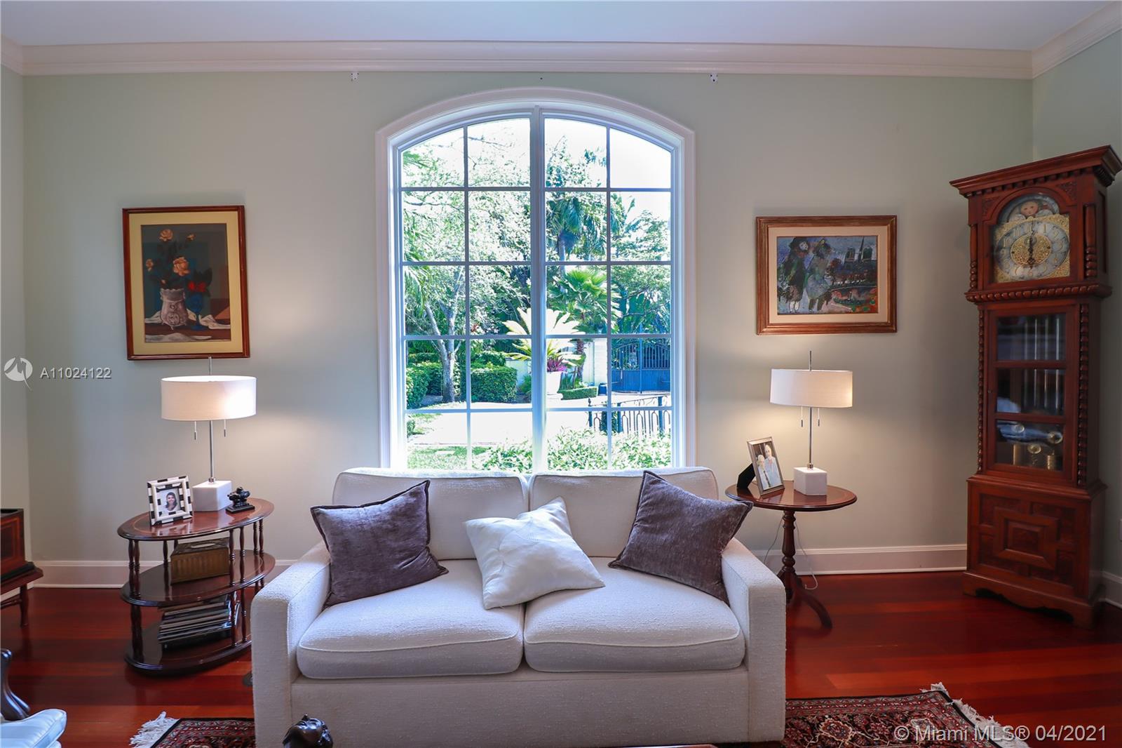 MARTIN SUBURBAN ACRES - Residential