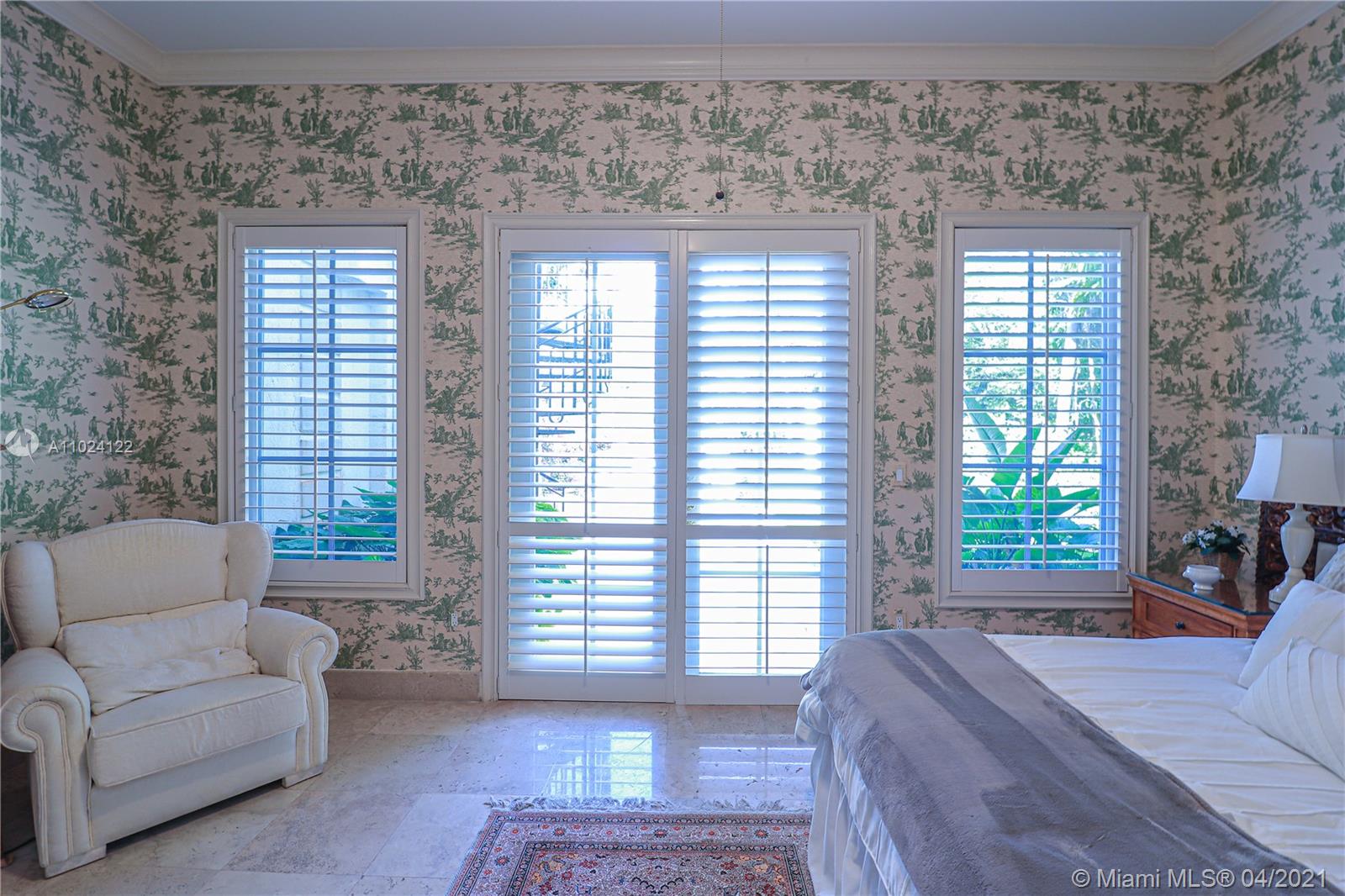 MARTIN SUBURBAN ACRES - Residential