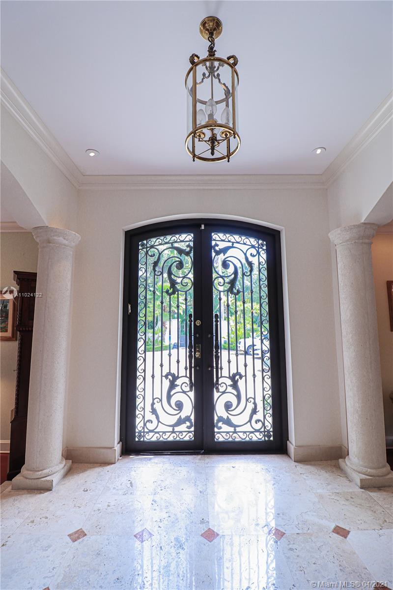 MARTIN SUBURBAN ACRES - Residential