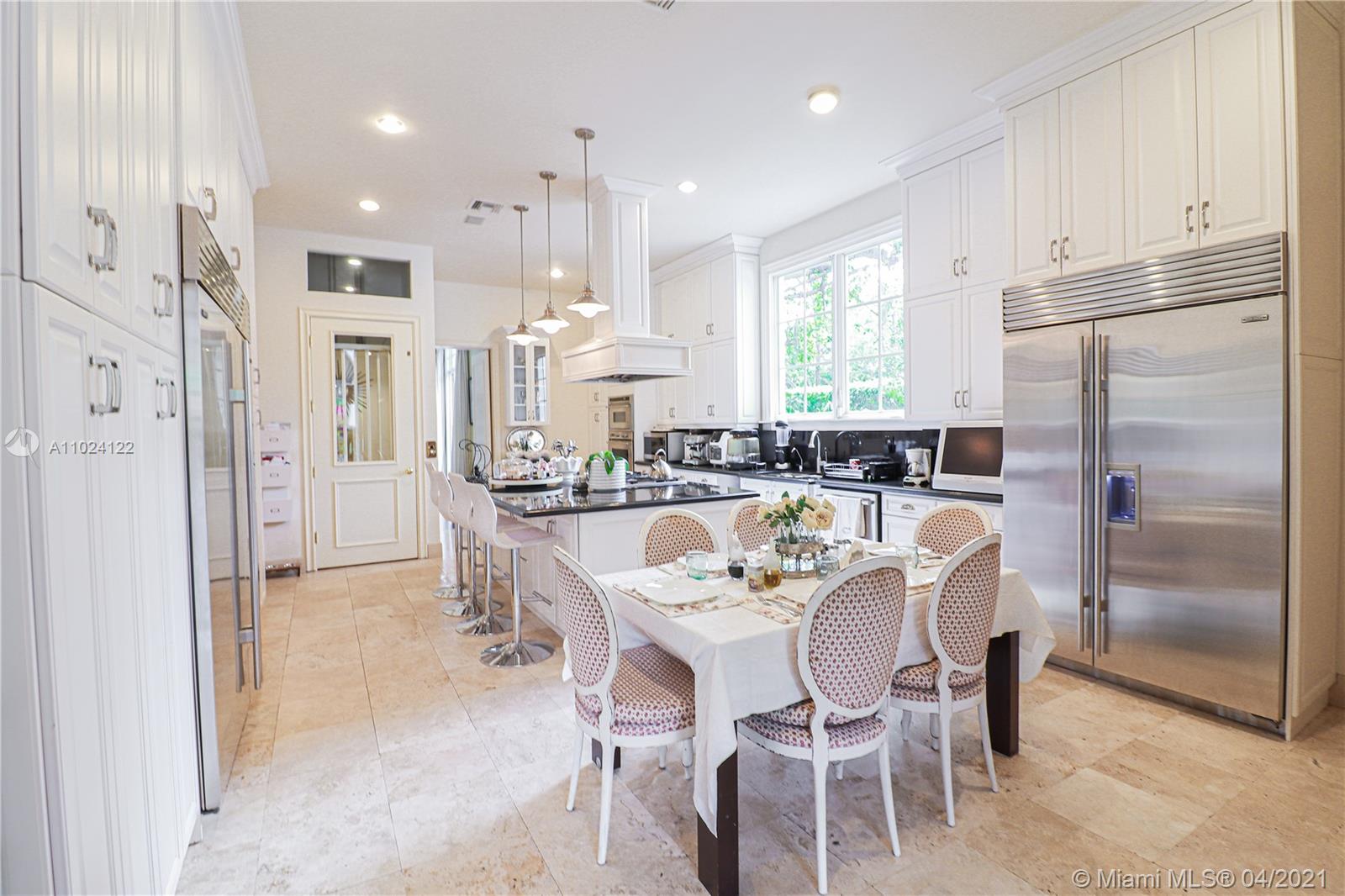 MARTIN SUBURBAN ACRES - Residential