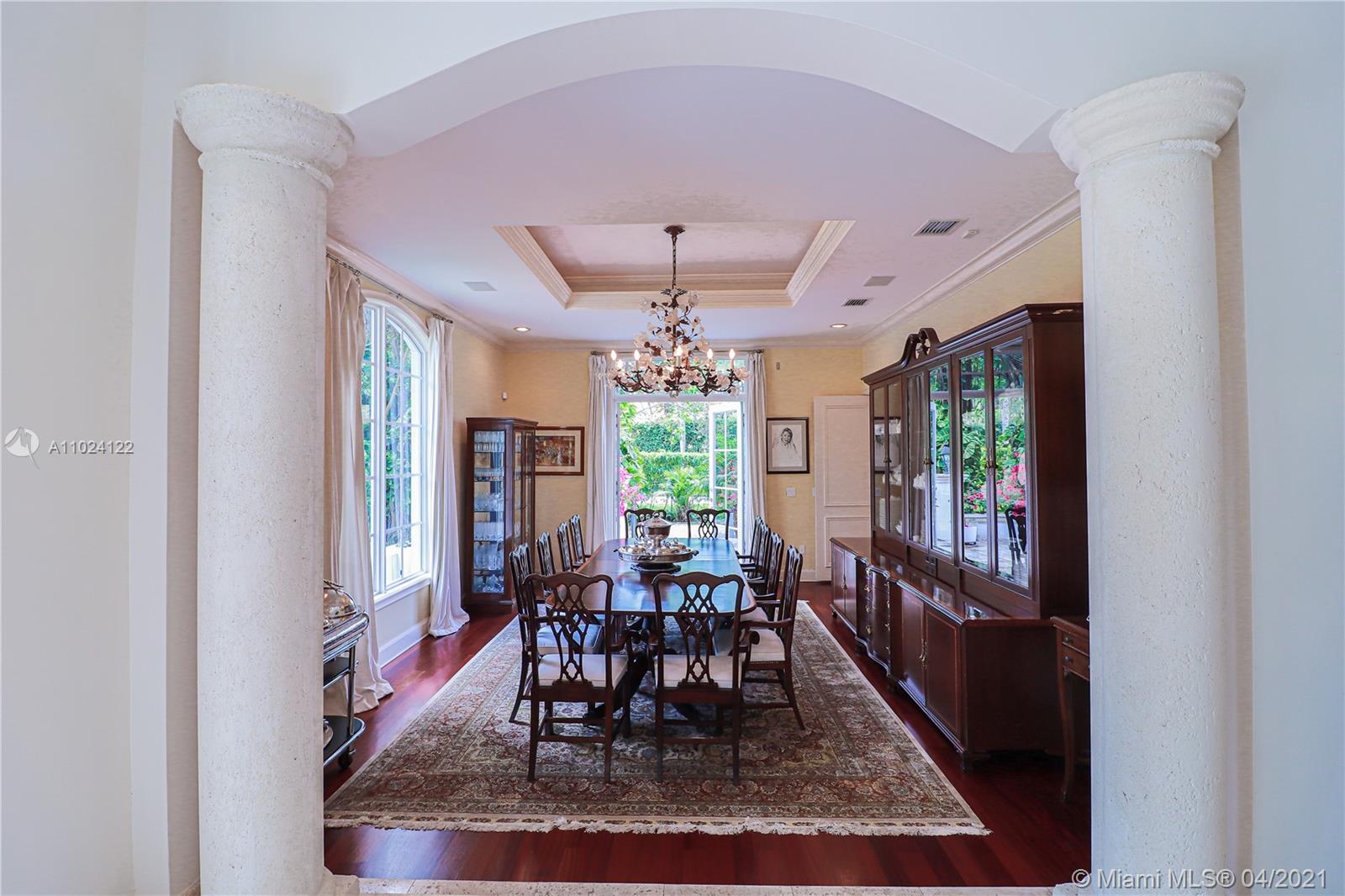 MARTIN SUBURBAN ACRES - Residential