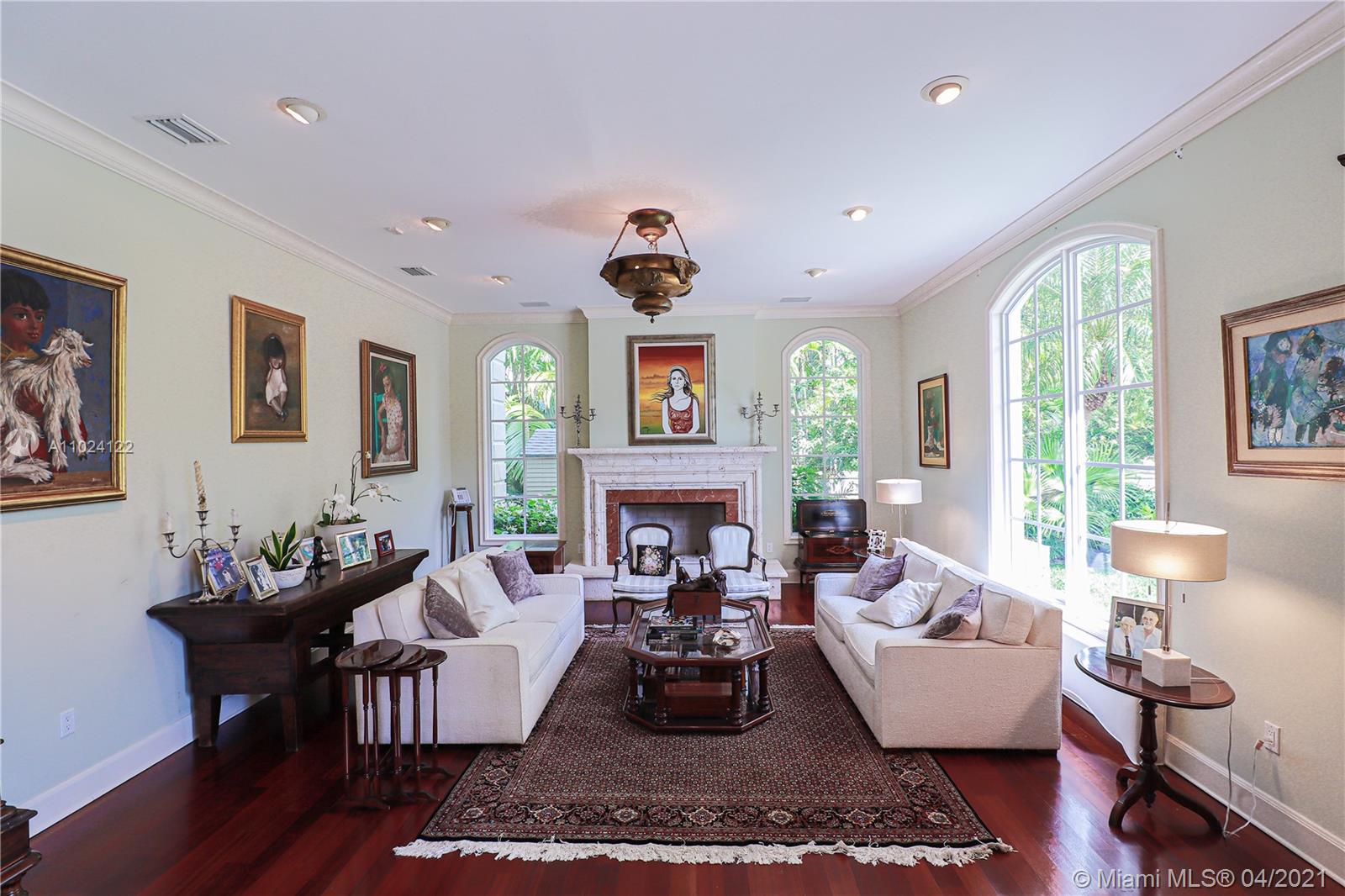 MARTIN SUBURBAN ACRES - Residential