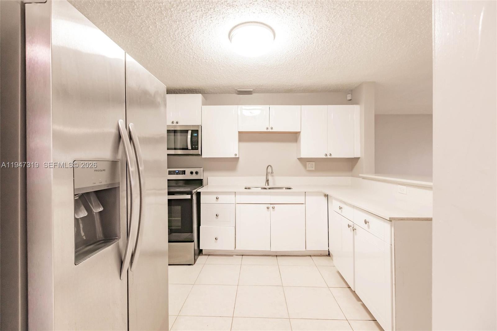 CRESTHAVEN NO 5 - Residential