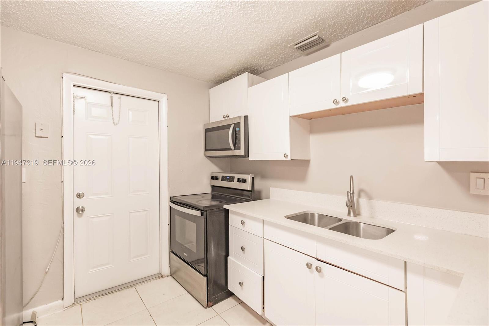 CRESTHAVEN NO 5 - Residential